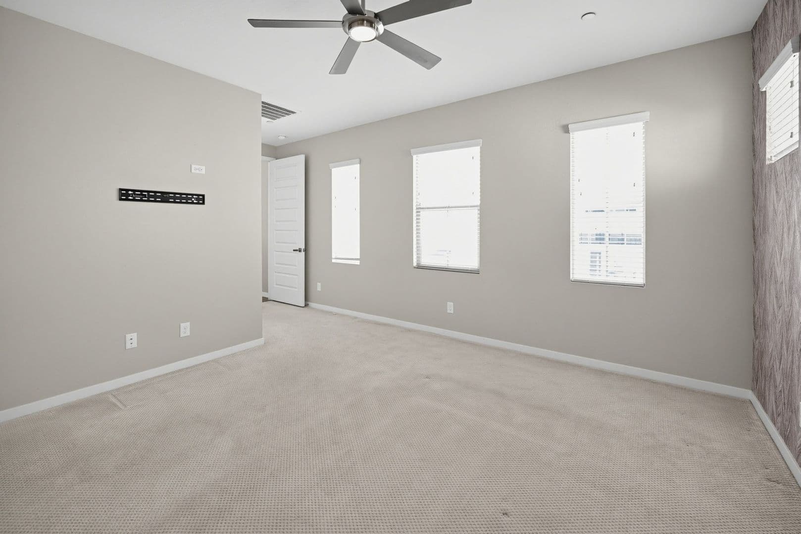 Gilbert House: 1957 S Follett Way
