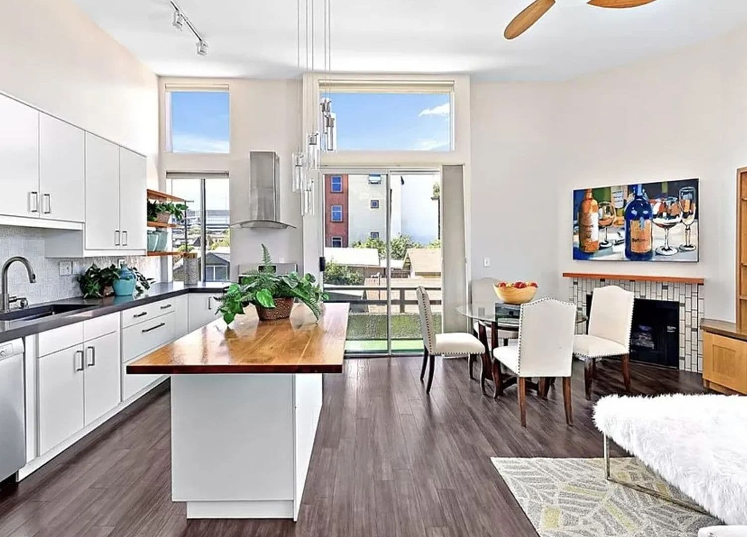 Los Angeles Condo: 4567 Lexington Ave