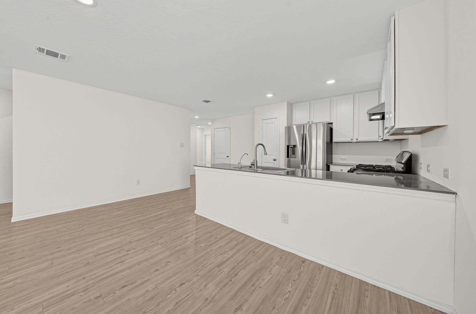 San Antonio House: 4527 Azure Pl