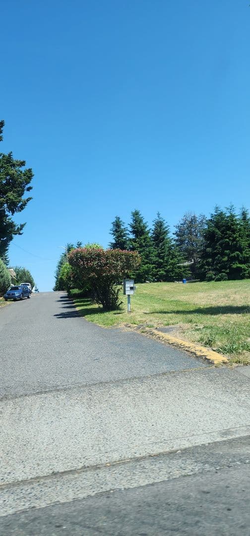 Vancouver Townhome: 8309 NE Saint Johns Rd.