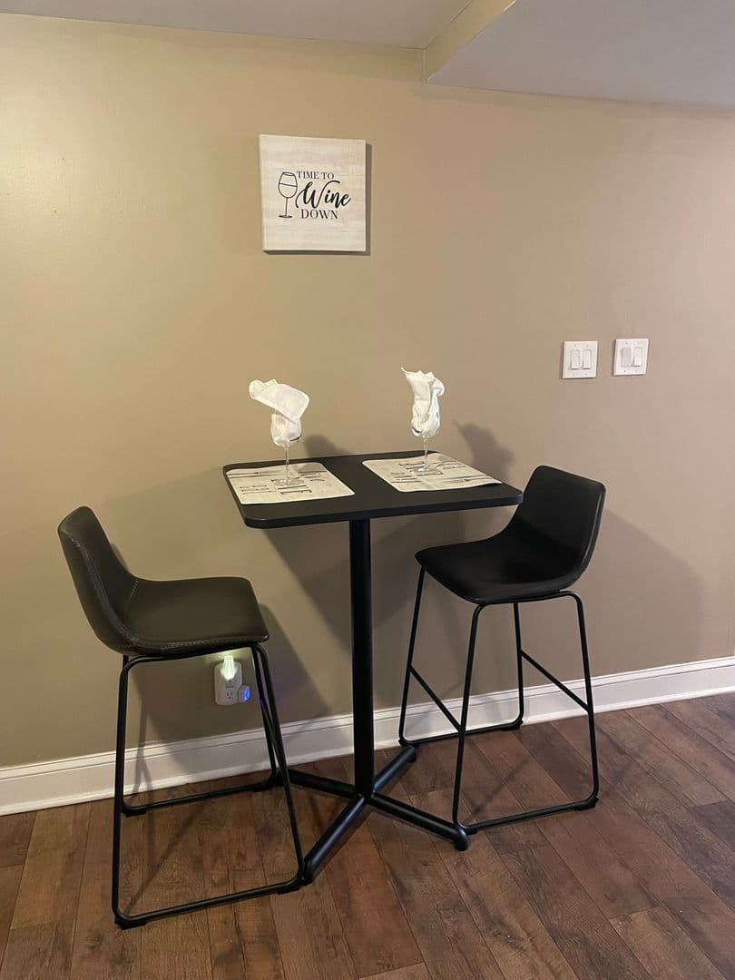 Wilimington Townhome: 1103 W 7th St