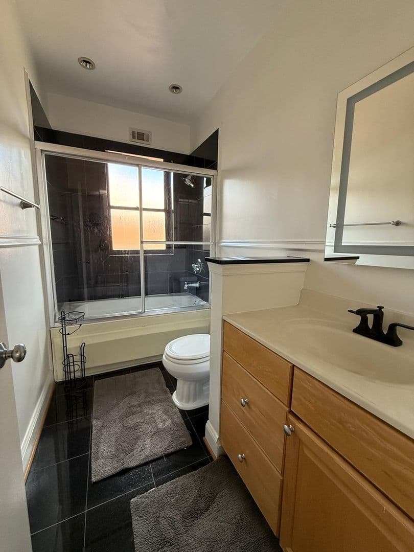 Washington Condo: 55 M St NW
