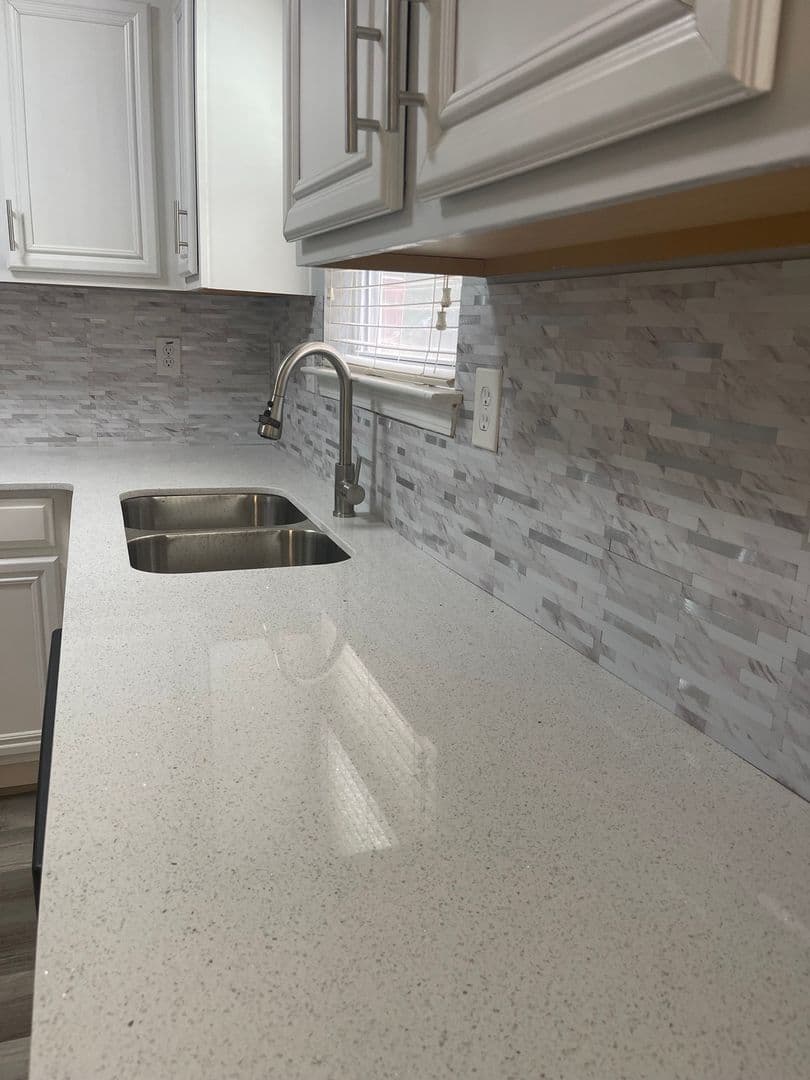 Mc Donough House: 607 Pipkin Dr