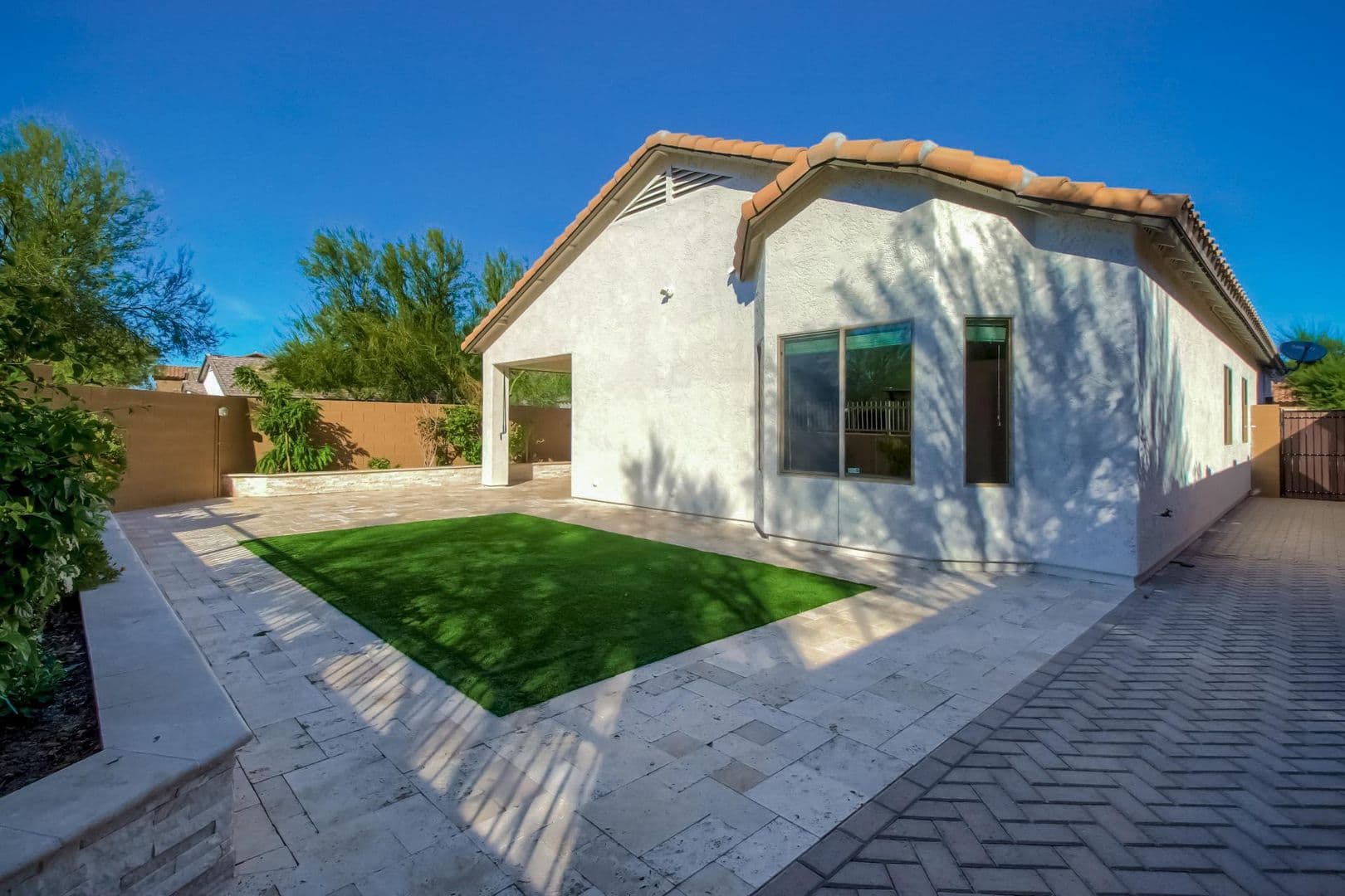 Phoenix House: 1735 West Straight Arrow Lane