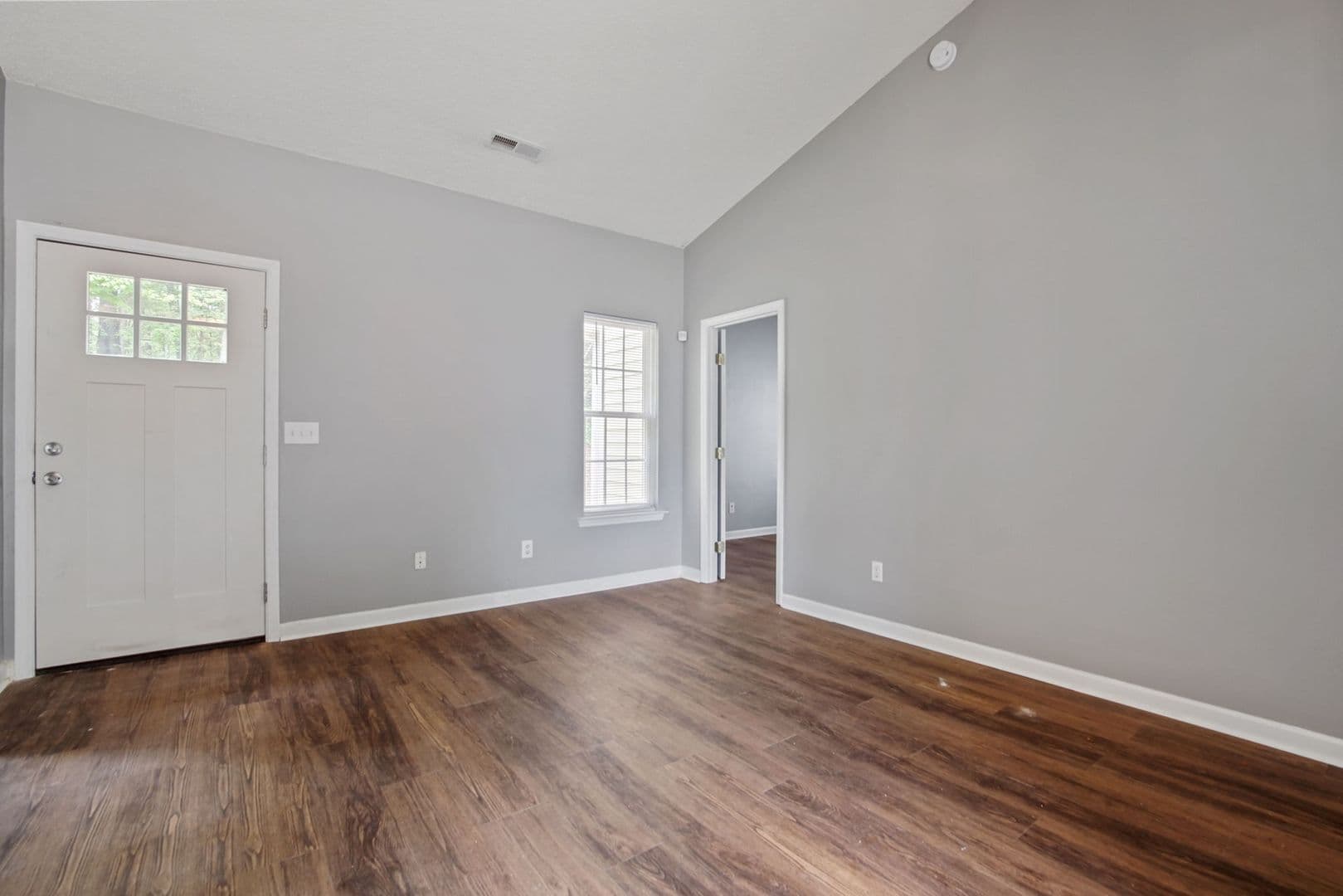 Raleigh House: 1117 Aaron Dr