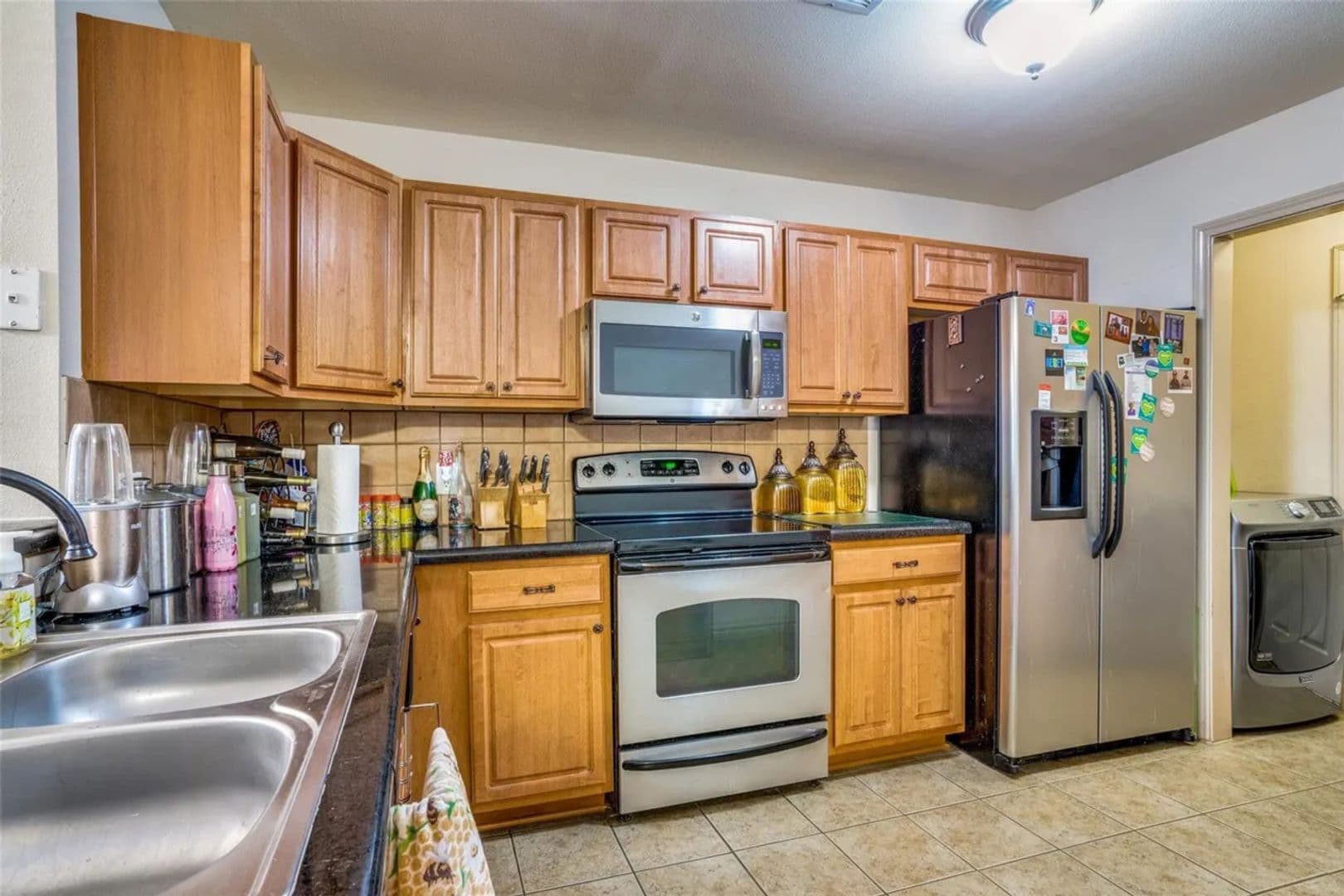 Euless House: 12629 Oceanside Dr