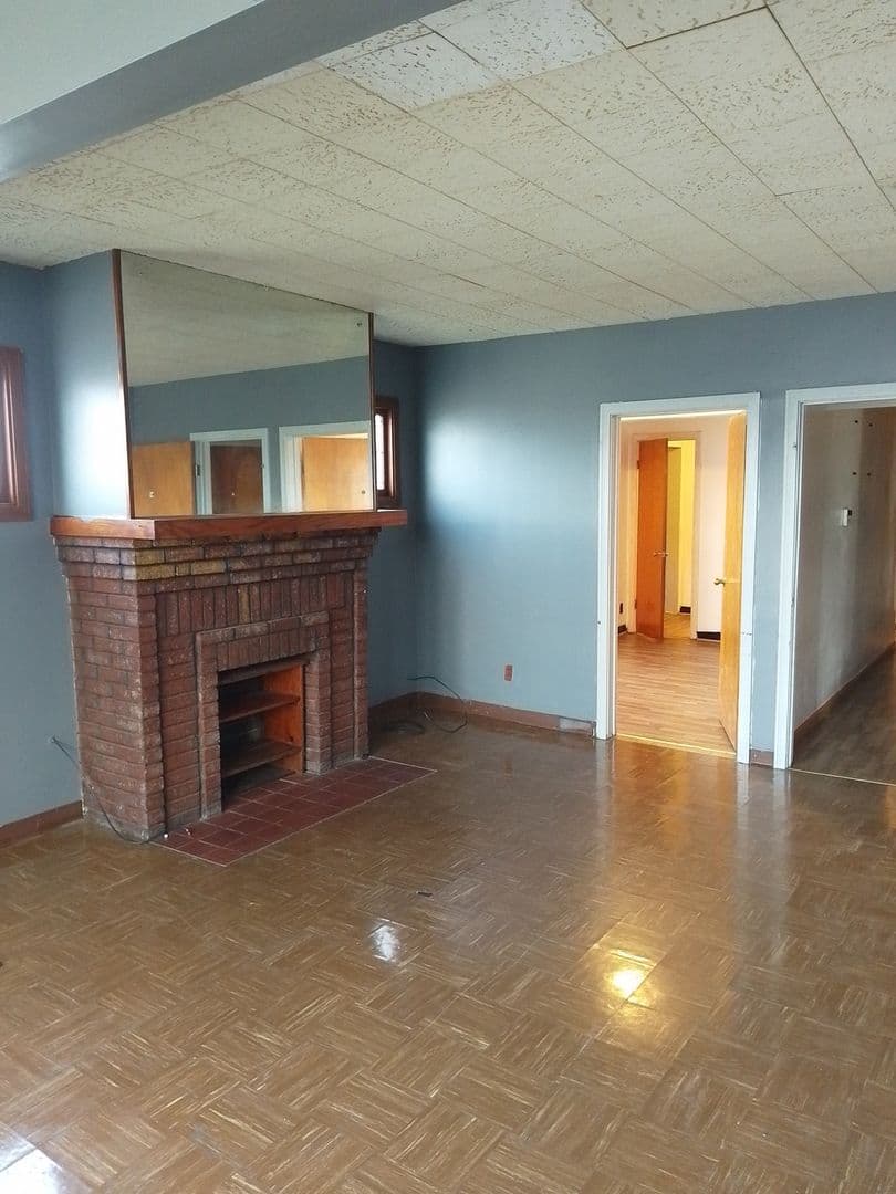 Buffalo Townhome: 36 Davidson Ave