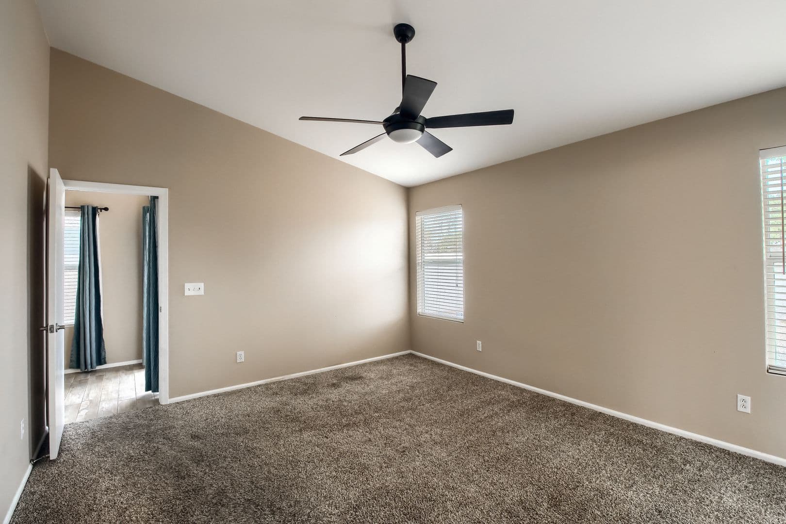 Phoenix House: 3033 E Wahalla Lane