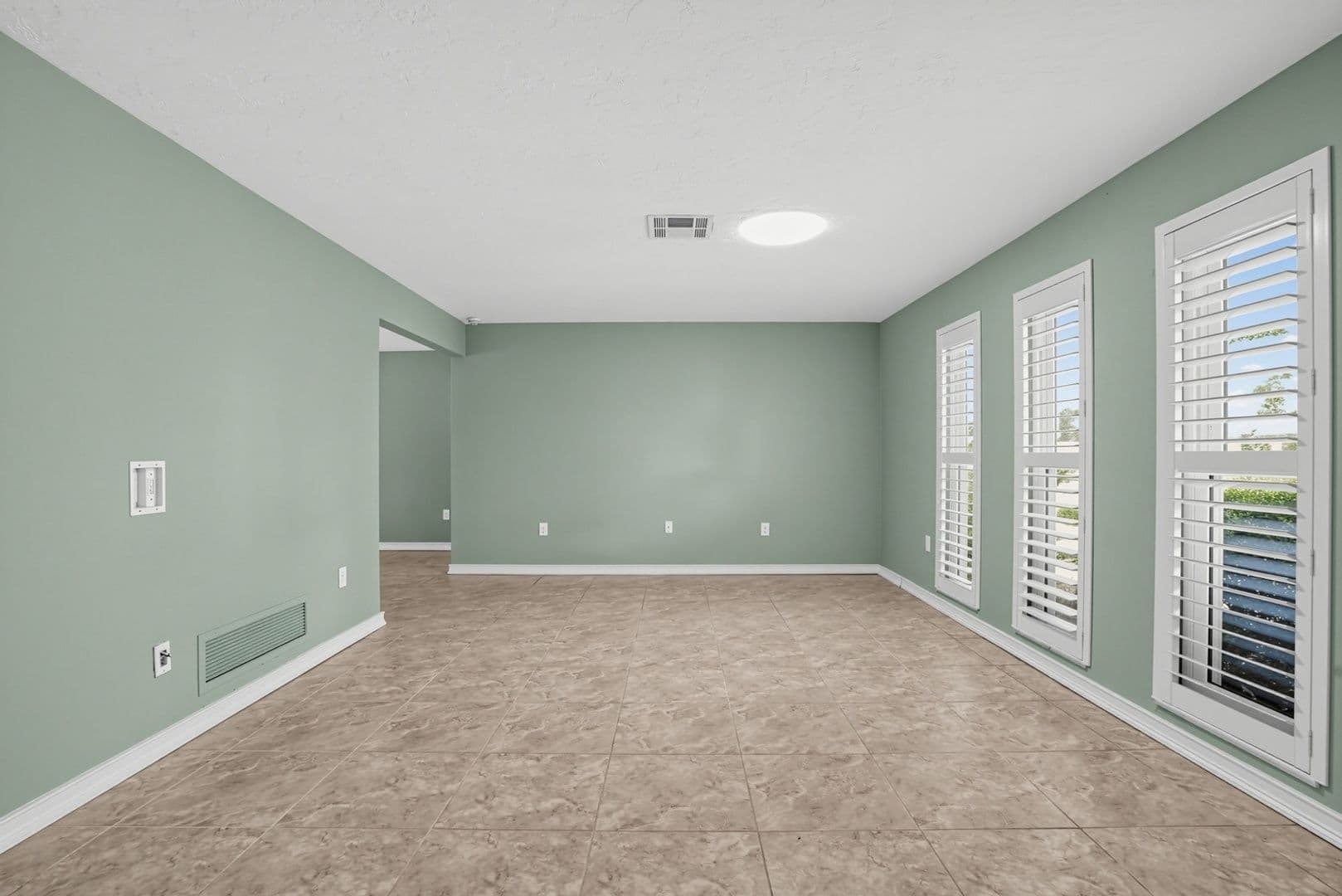 Sarasota House: 2876 Captiva Dr