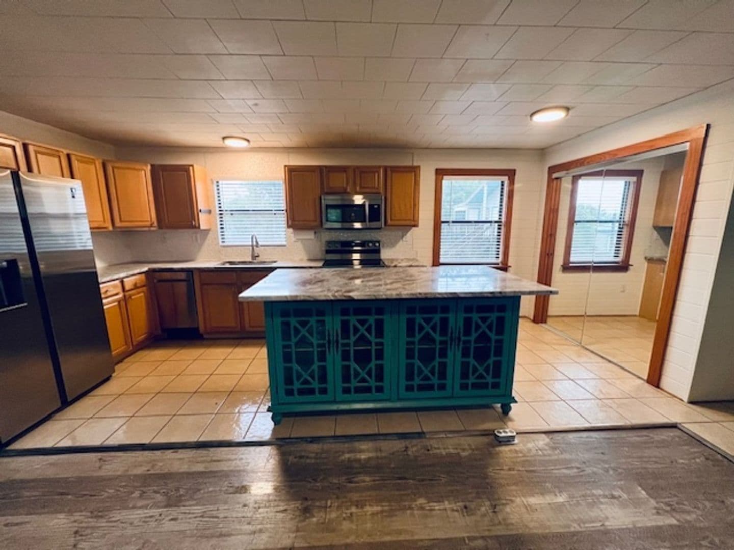 Cocoa House: 5749 Lake Poinsett Rd