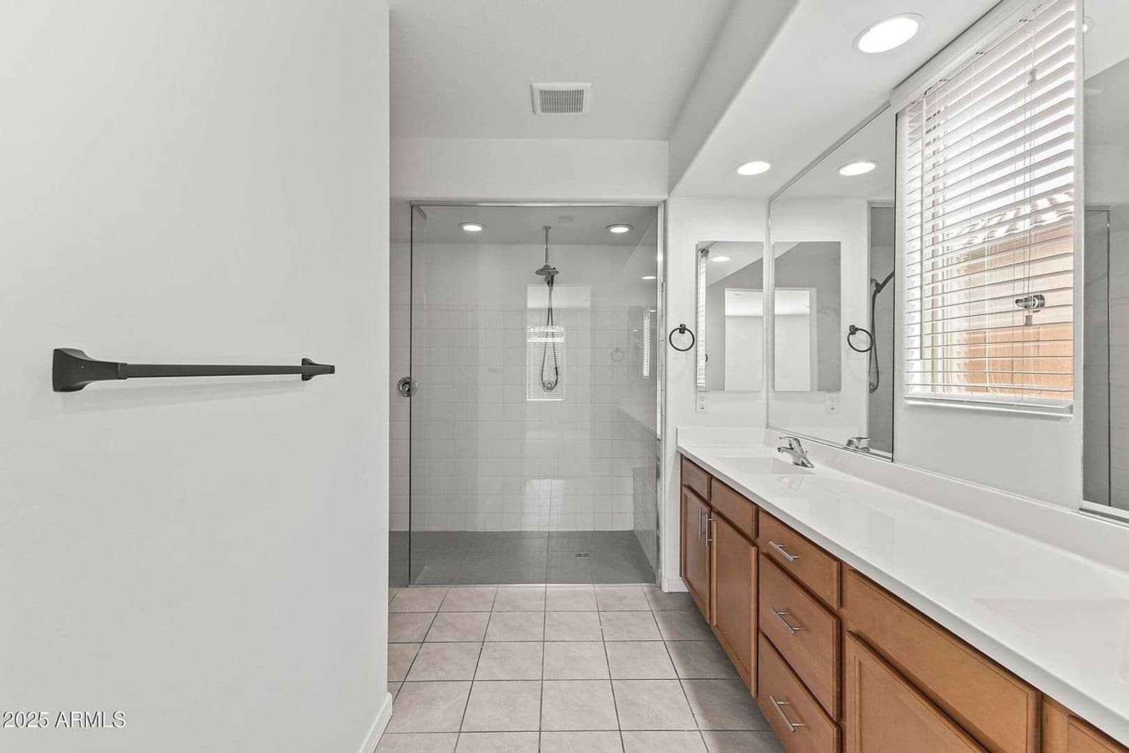 Buckeye House: 25915 W Quail Ave