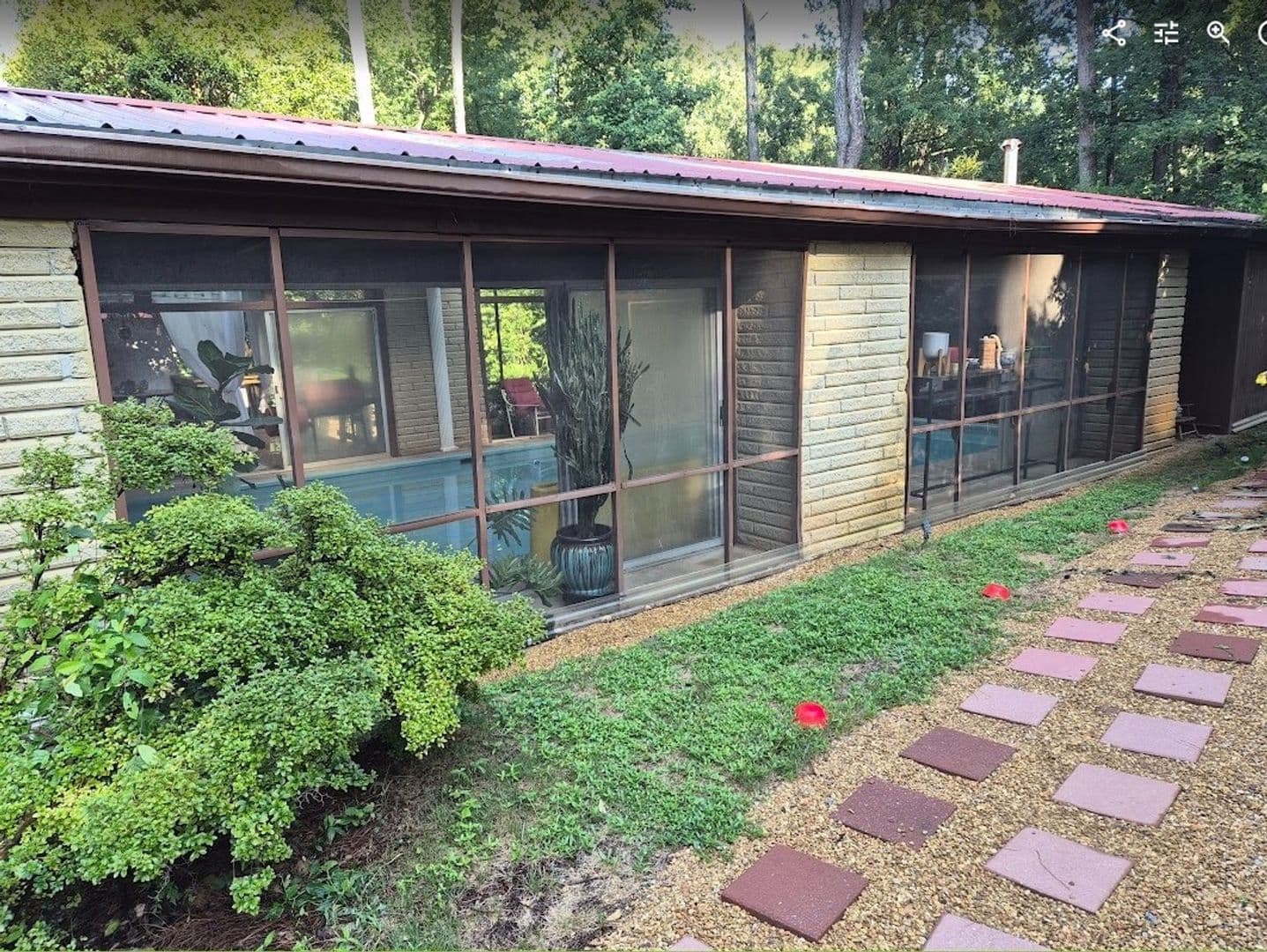 Atlanta House: 3262 Alton Rd