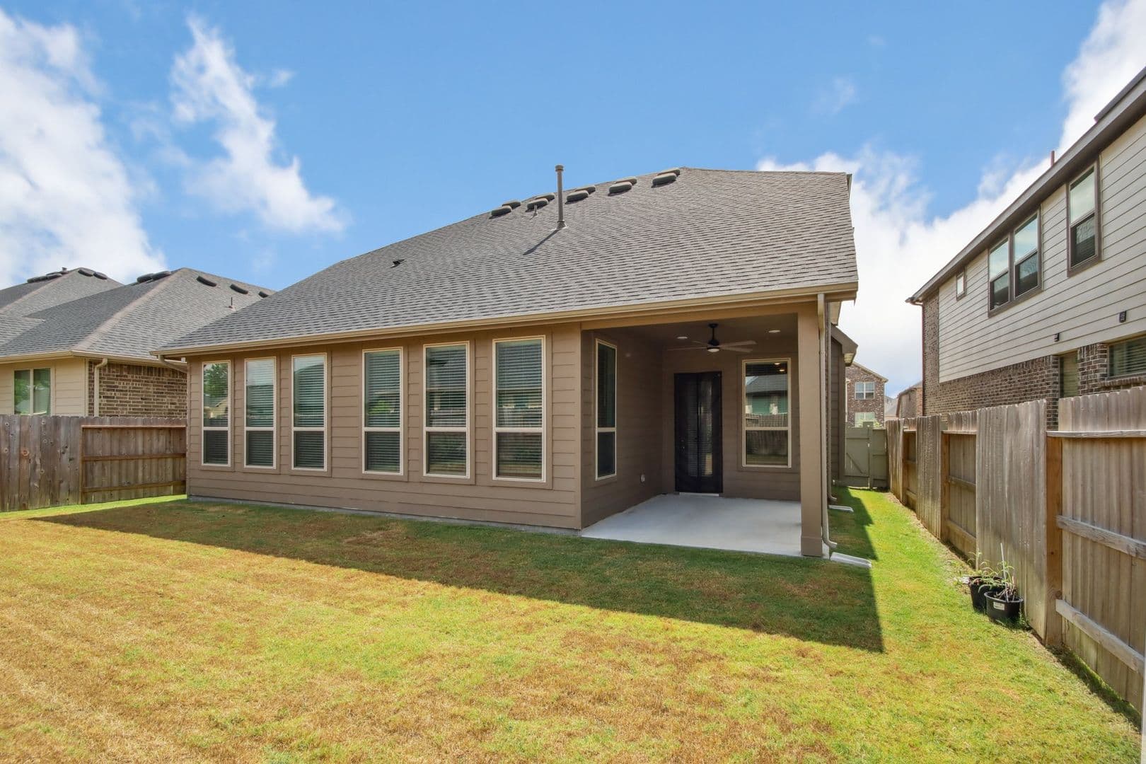 Conroe House: 17314 Autumn Sage Ct