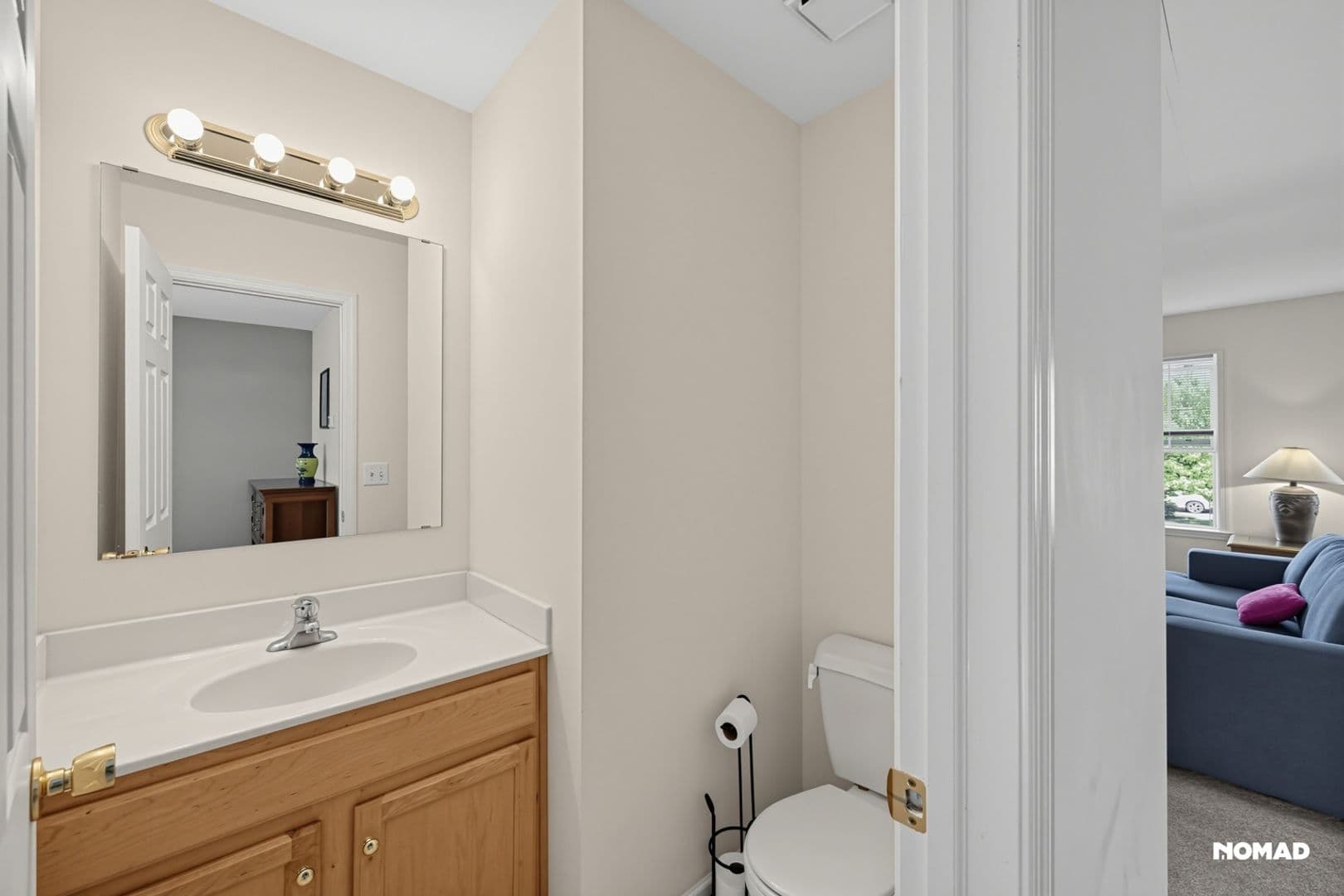 Carlisle Townhome: 318 Sherman Ave
