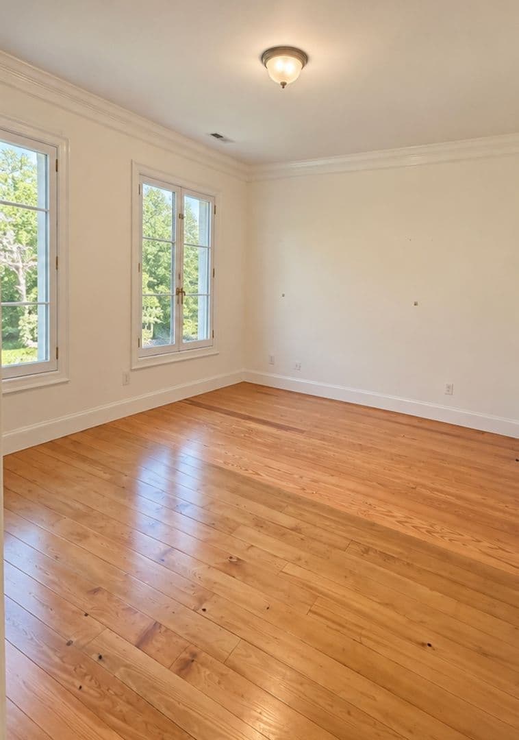 Raleigh House: 3617 Carlow Ct