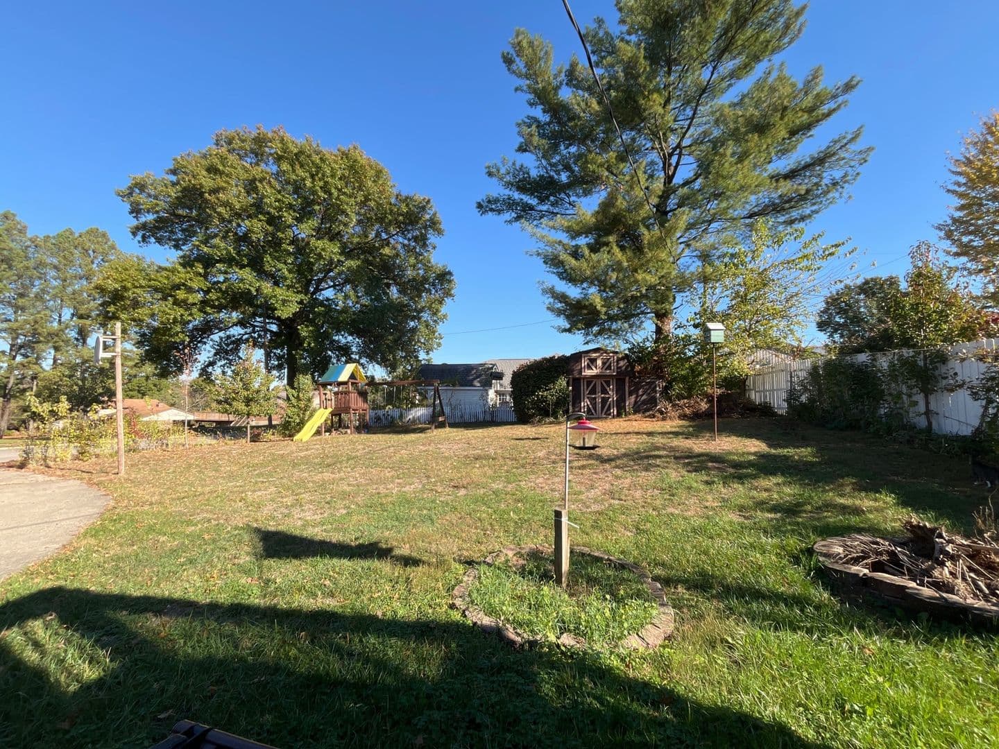 Florence House: 801 Gloucester Dr