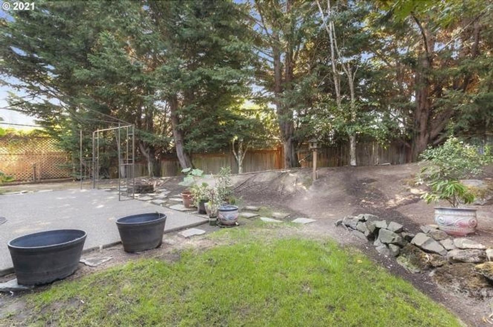 Portland House: 11422 SW Laurel Glen Ct