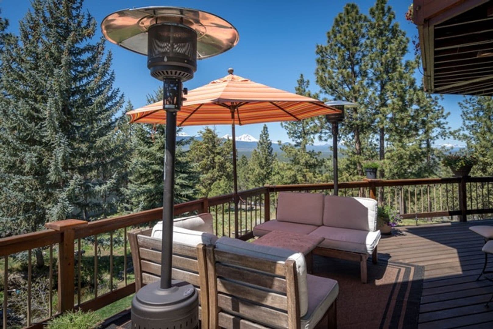 Bend House: 2889 Nw Starview Dr