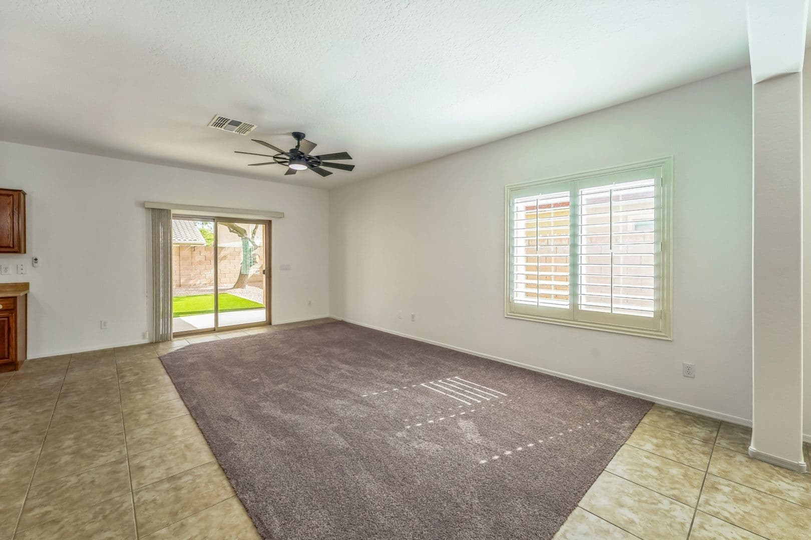 Gilbert House: 1268 E Birdland Dr