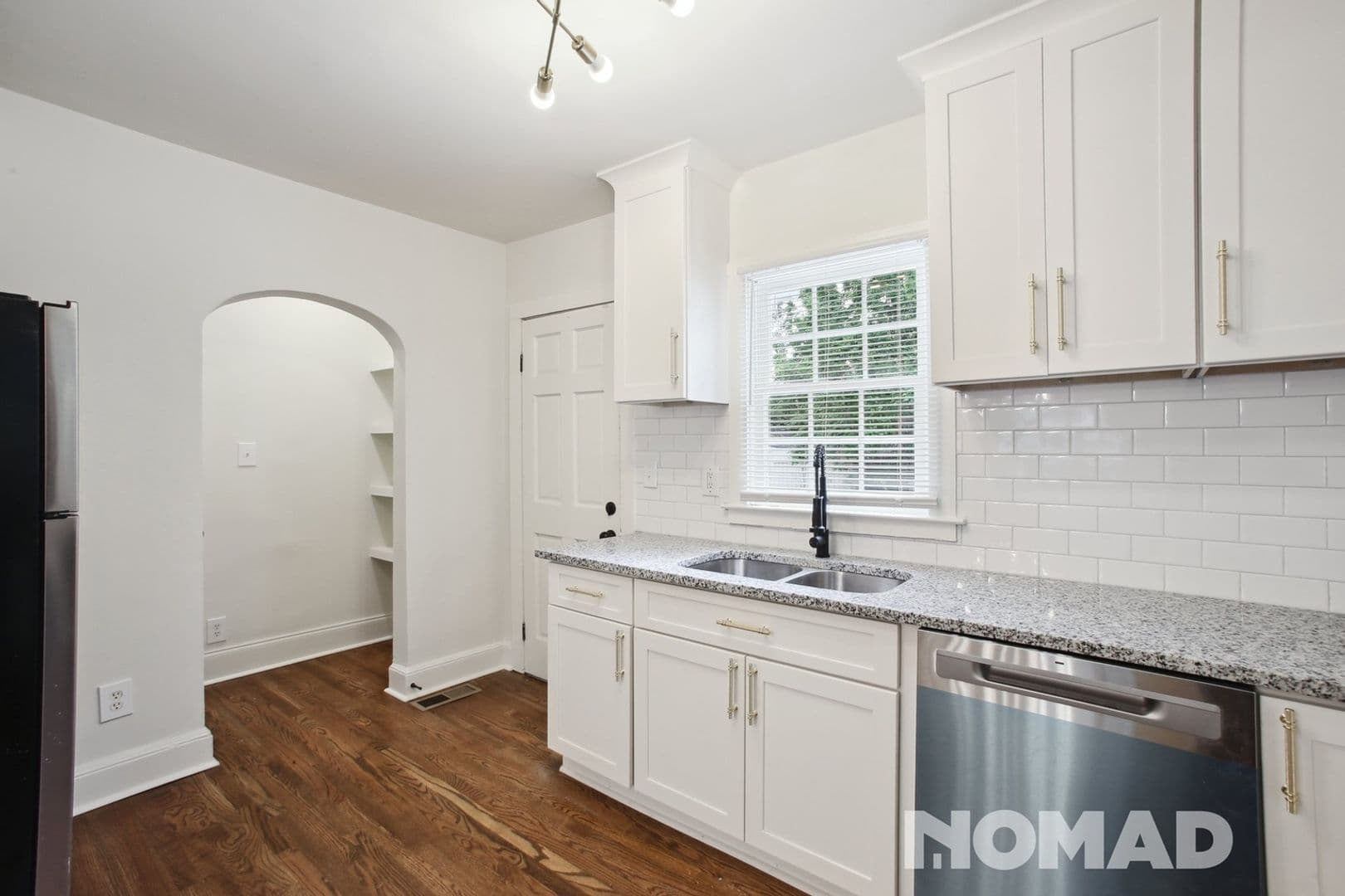 Atlanta House: 1370 Carnegie Ave