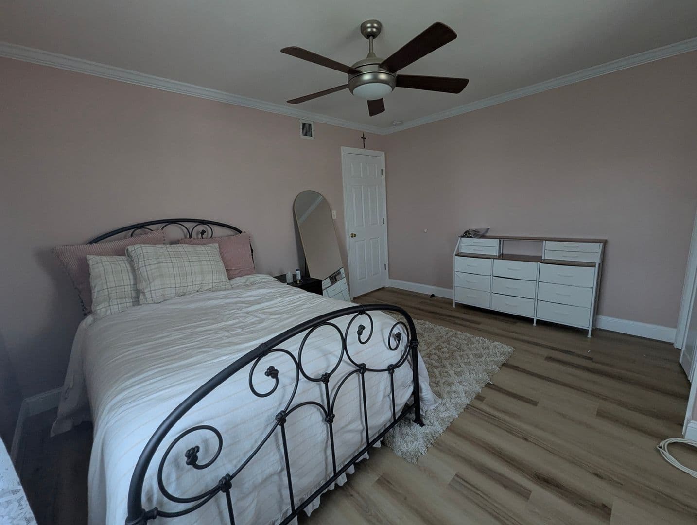 Freeport Townhome: 205 Sportsmans Ave