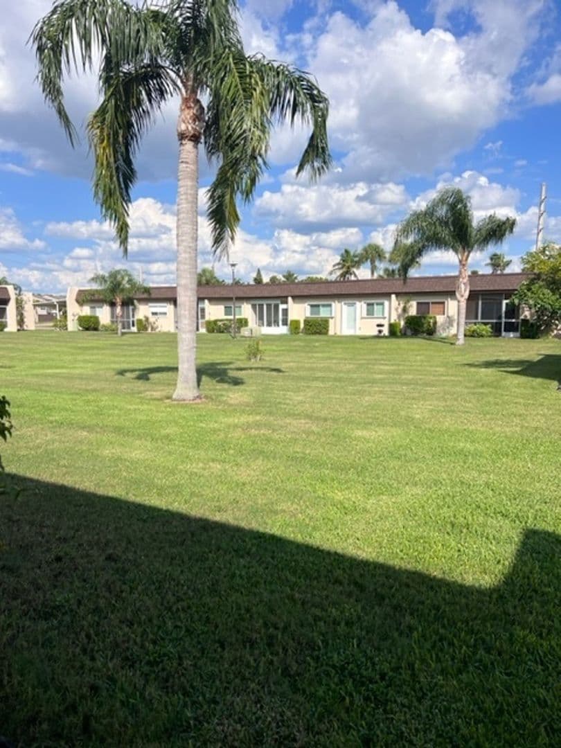 Fort Myers Condo: 6300 S Pointe Blvd