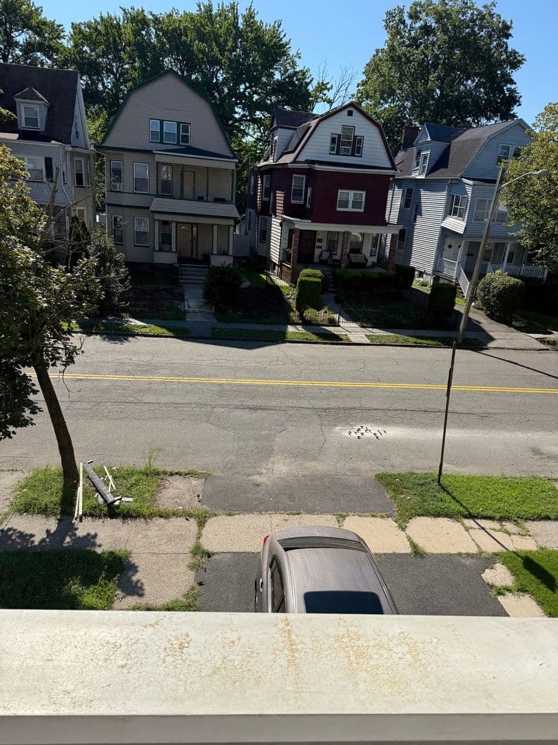 East Orange House: 315 Glenwood Ave