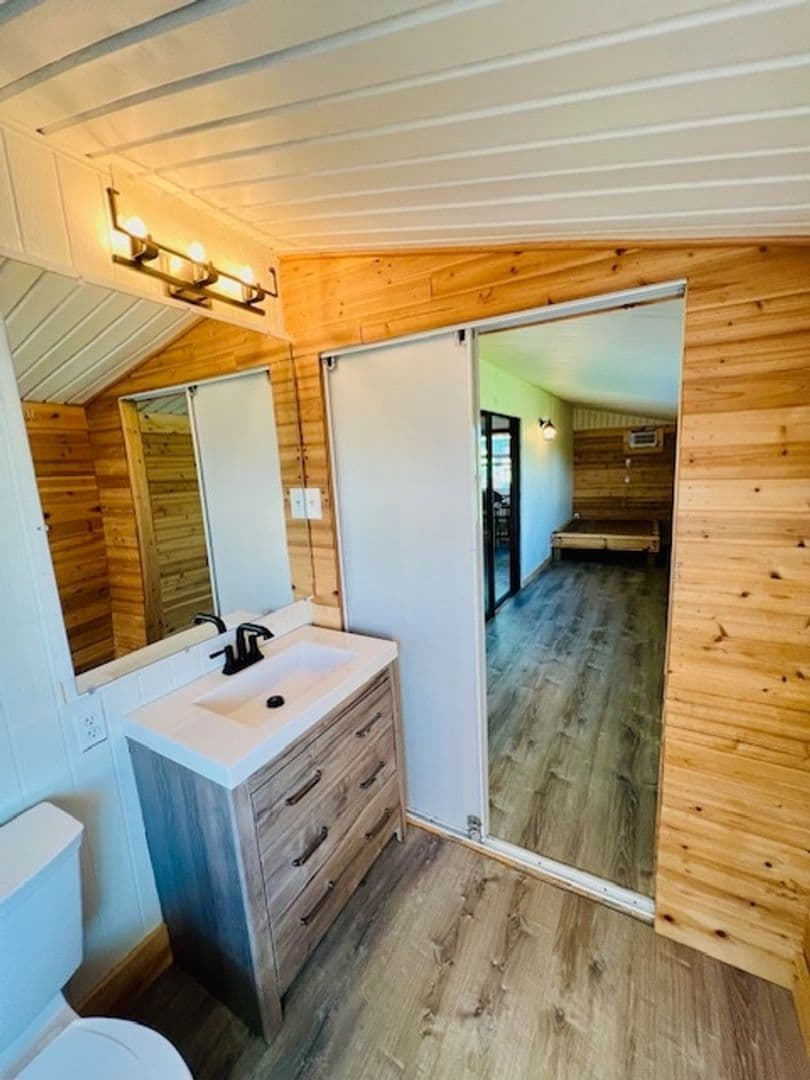 Cocoa House: 5749 Lake Poinsett Rd