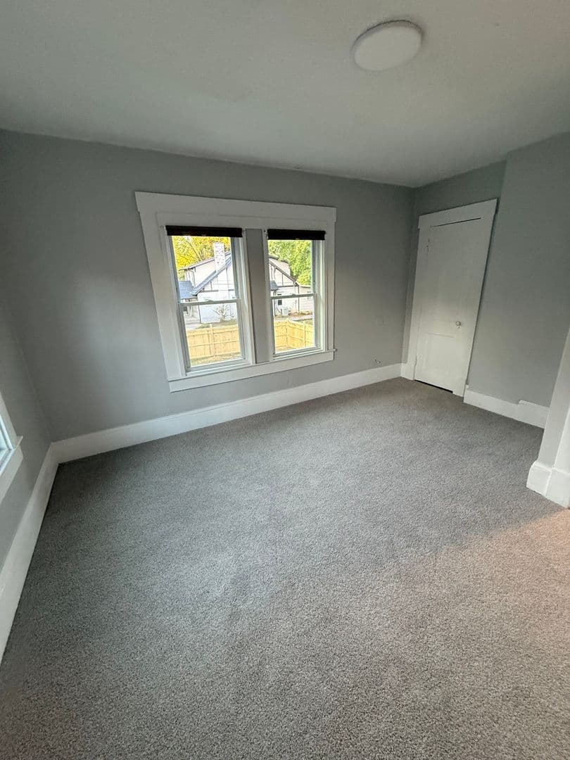 High Point House: 801 E Lexington Ave