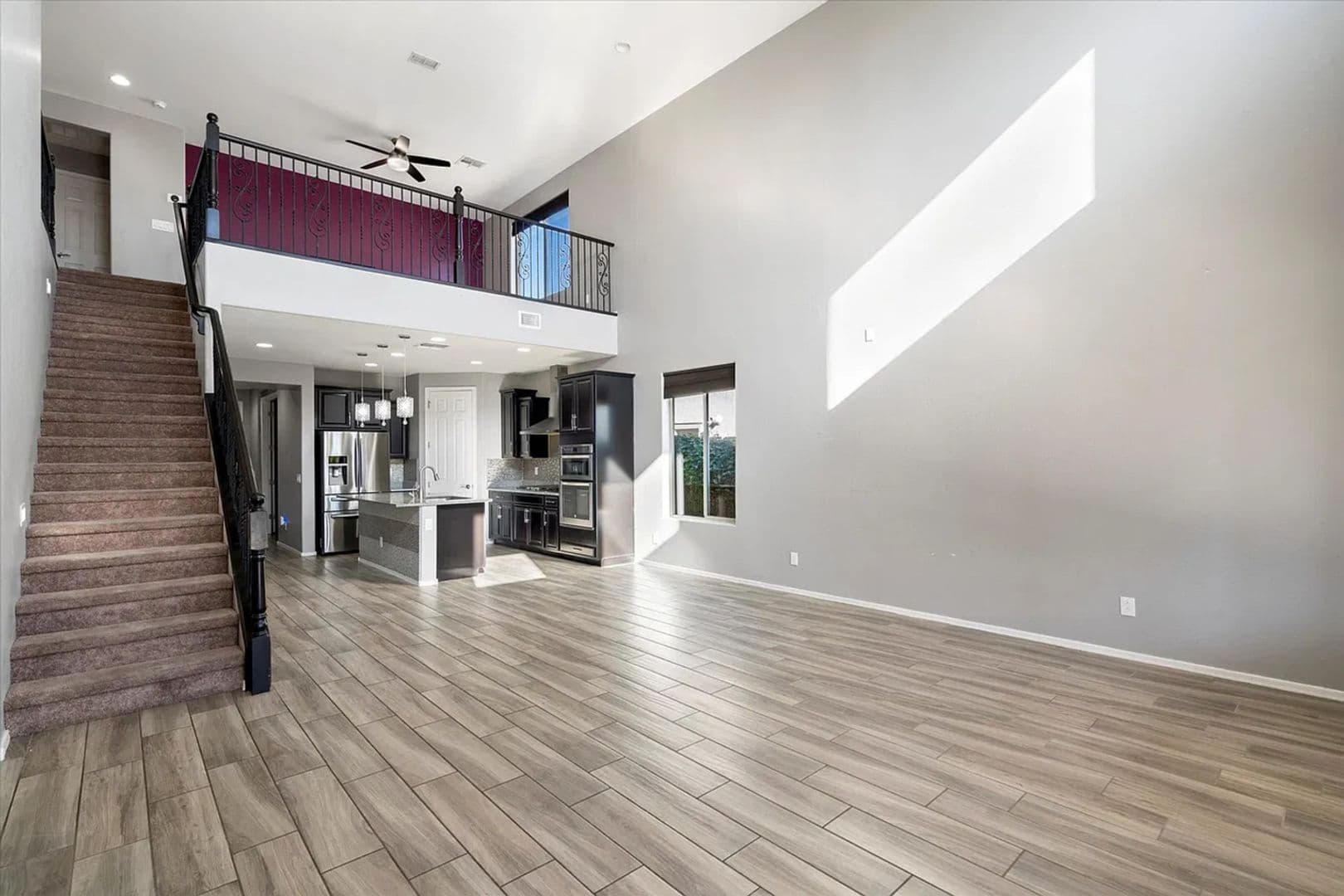 Peoria House: 9537 W Weeping Willow Rd