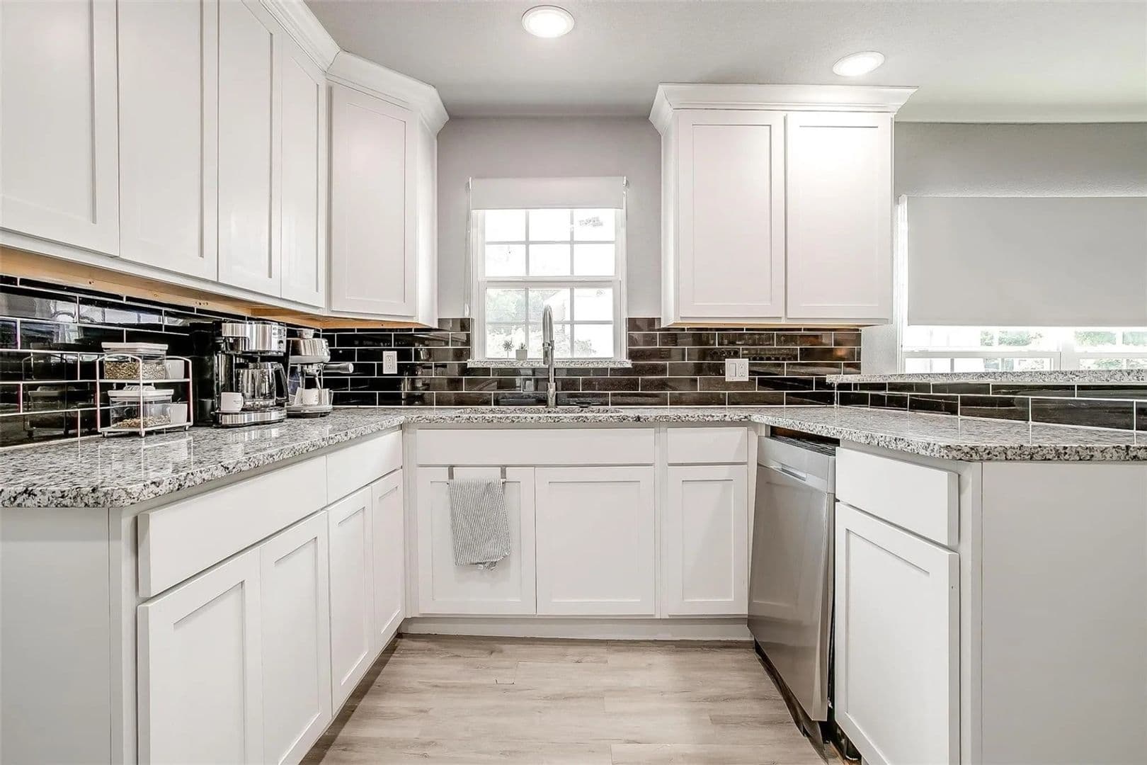 Fort Worth House: 1044 E Ramsey Ave