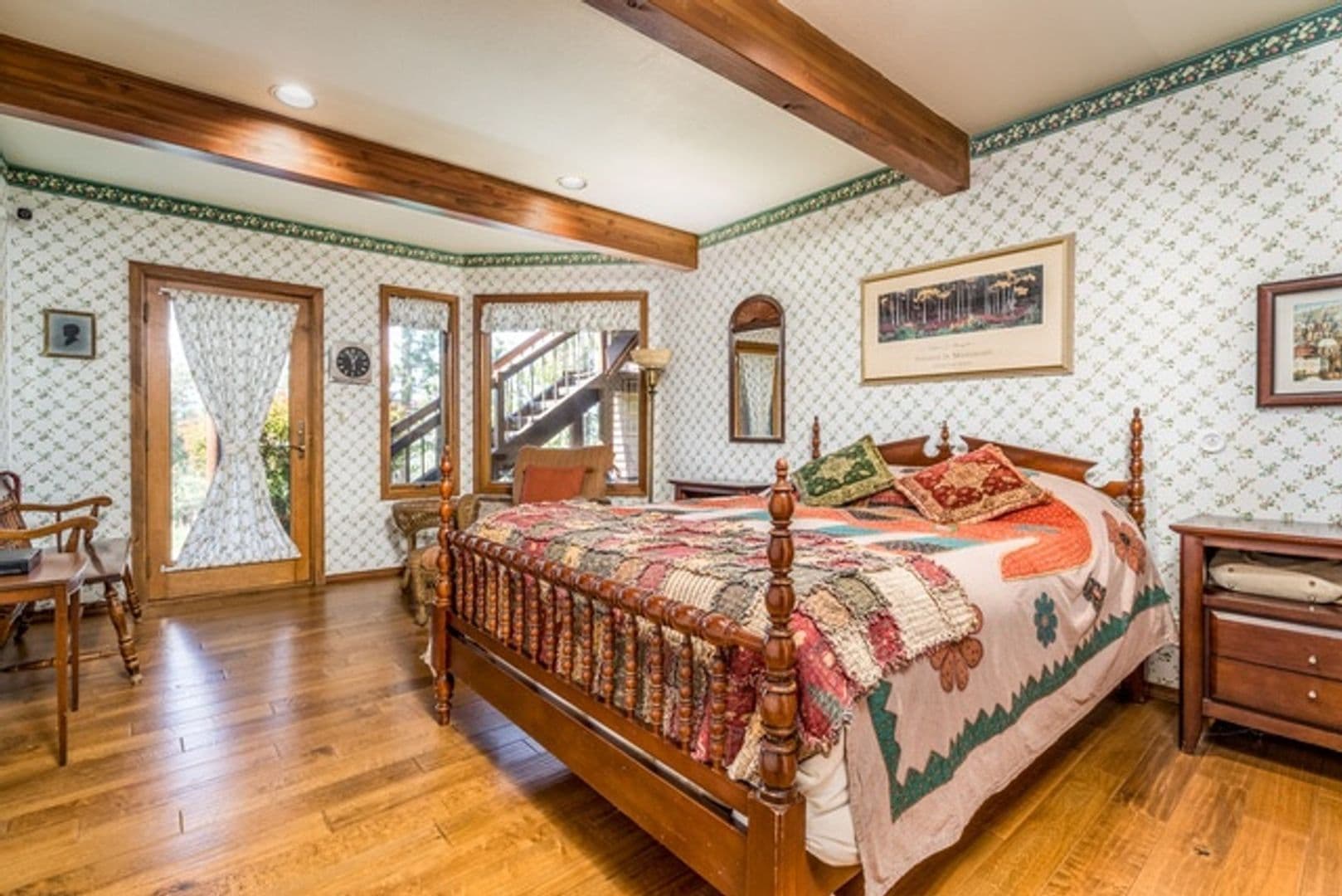 Bend House: 2889 Nw Starview Dr