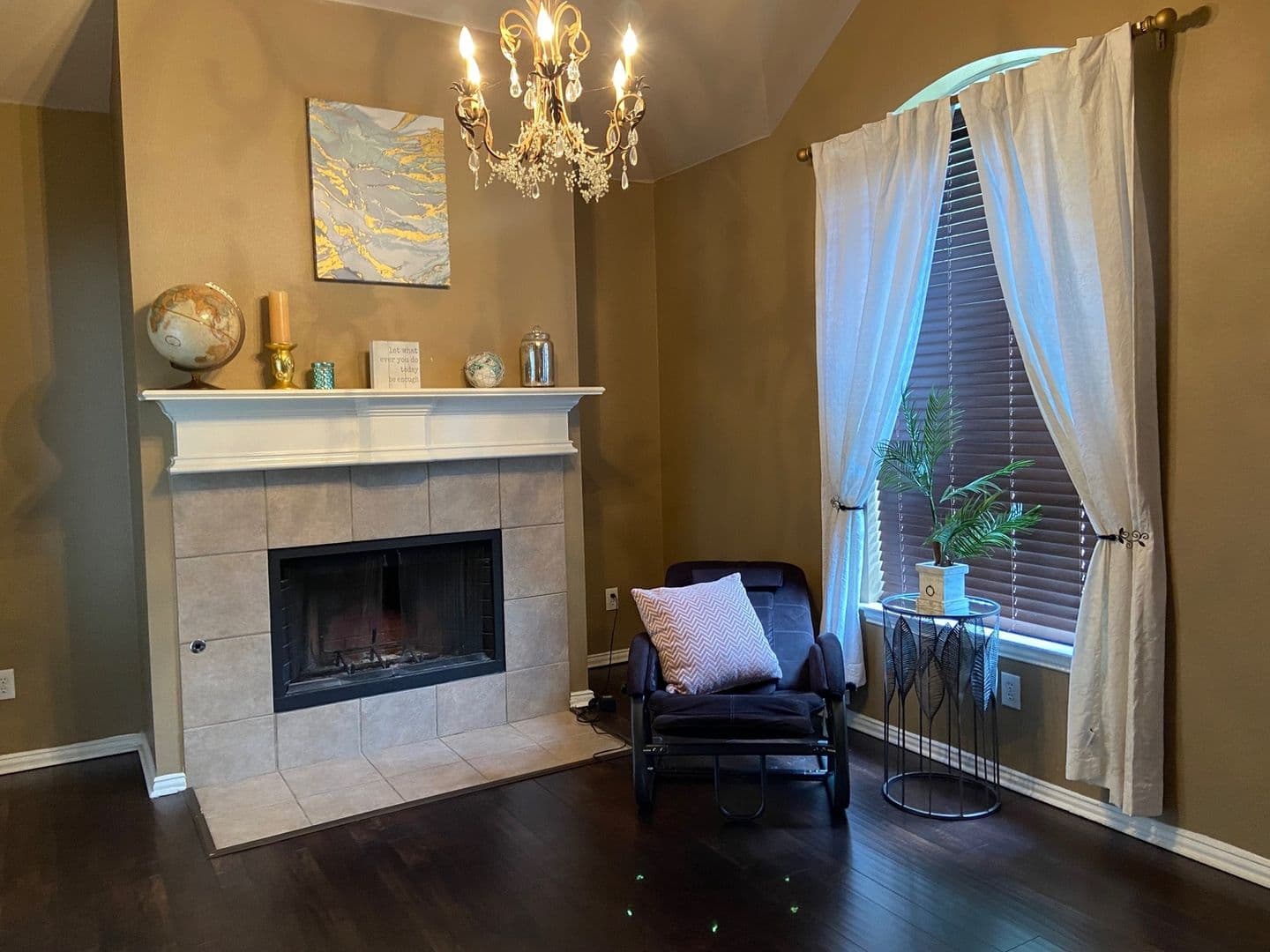 The Colony House: 5557 Big River Dr