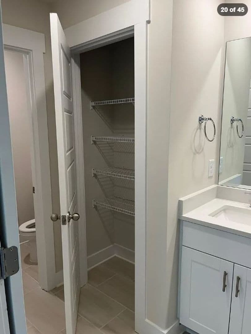 Greer House: 854 Thread Way