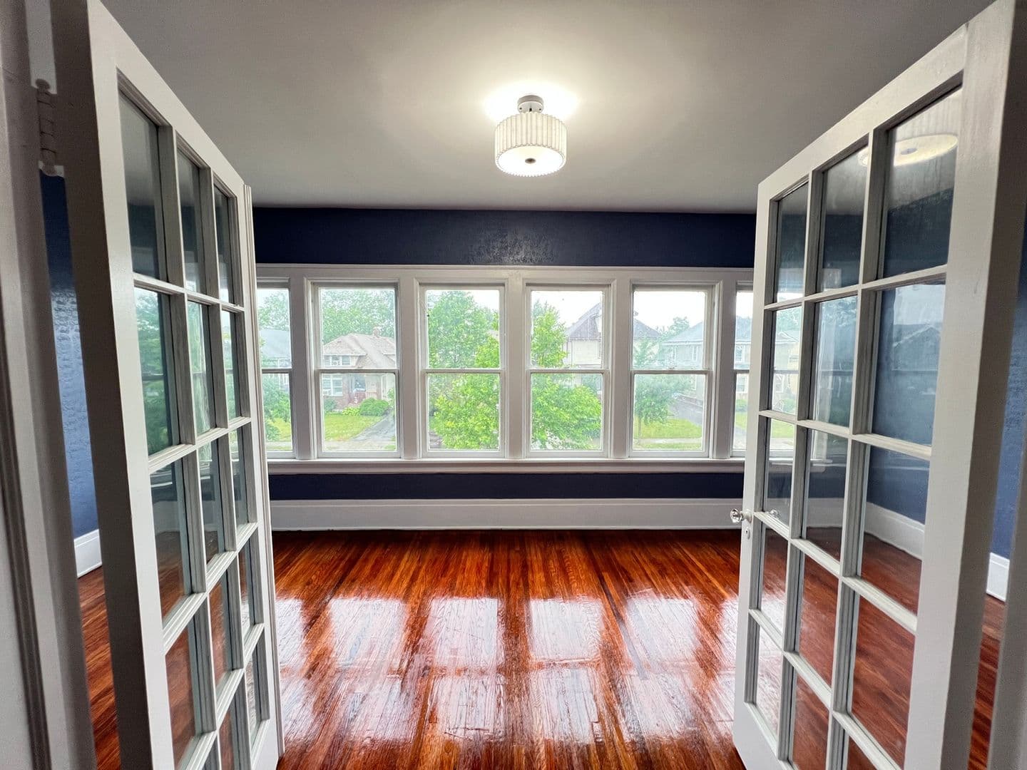Buffalo Townhome: 313 Lasalle Ave