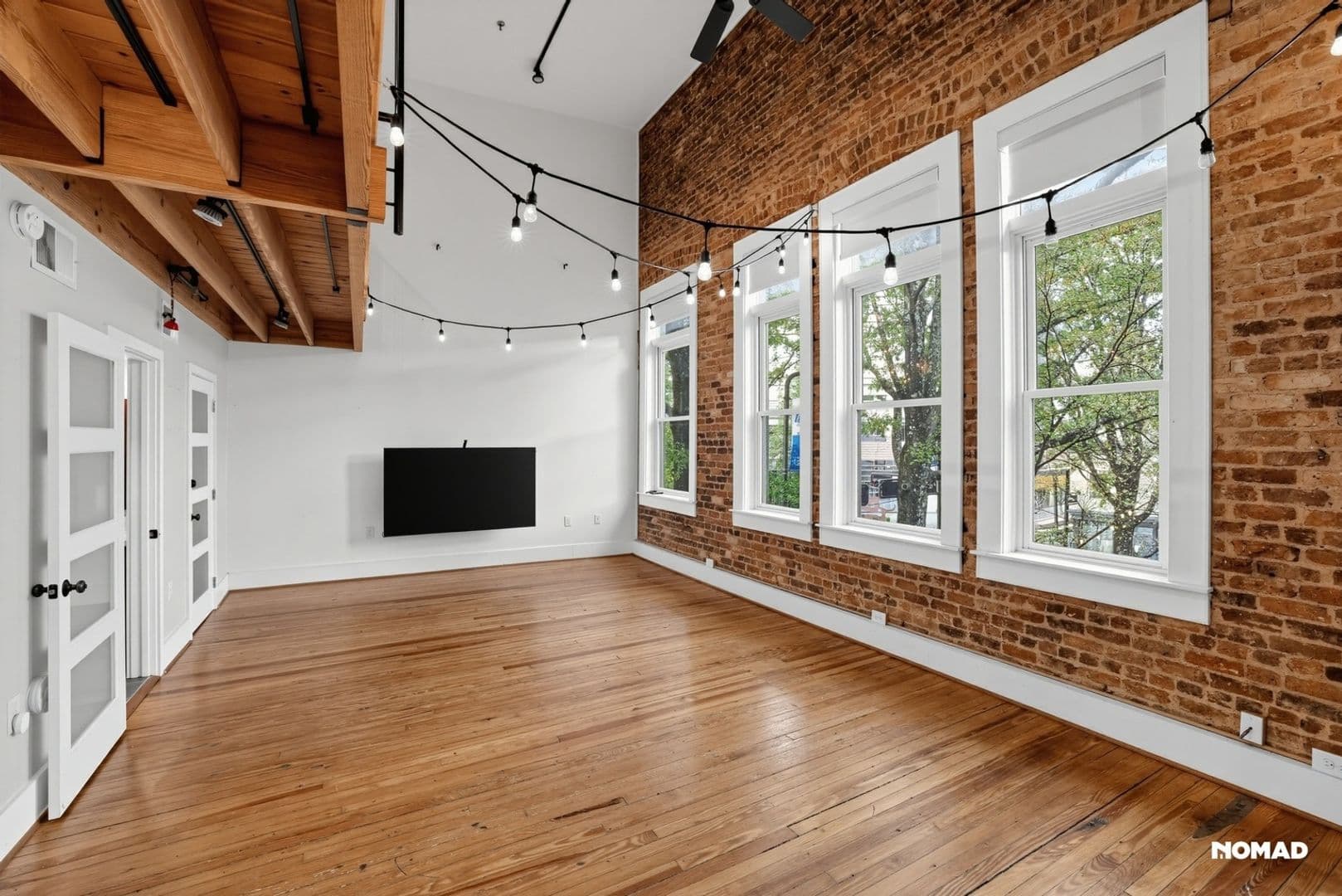 Greenville House: 102 N Main St