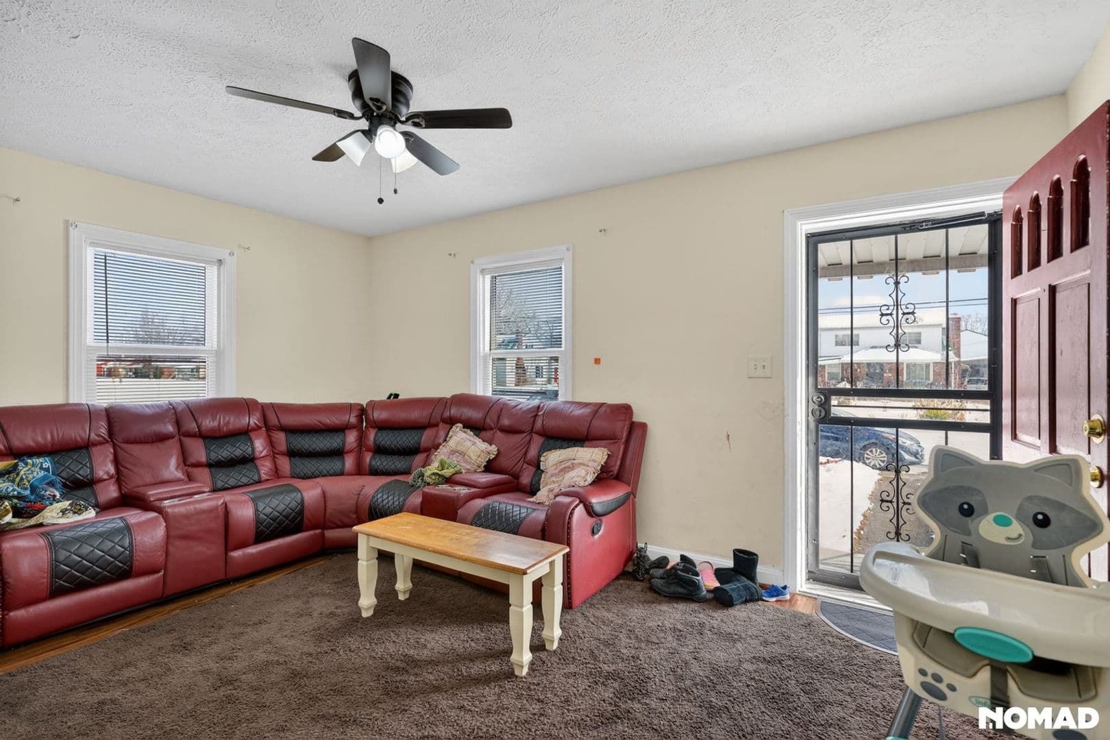 Louisville House: 1015 W Indian Trl