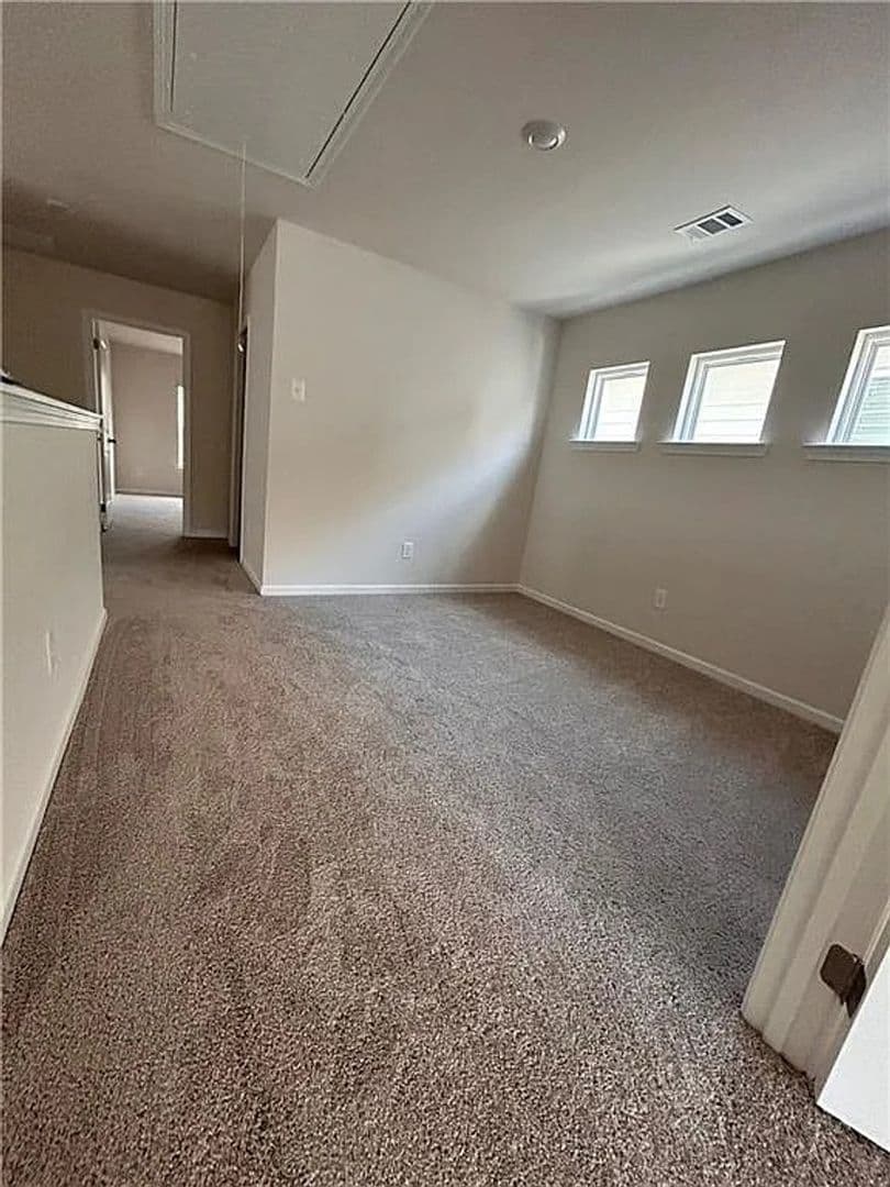 Dawsonville House: 38 Windover Way