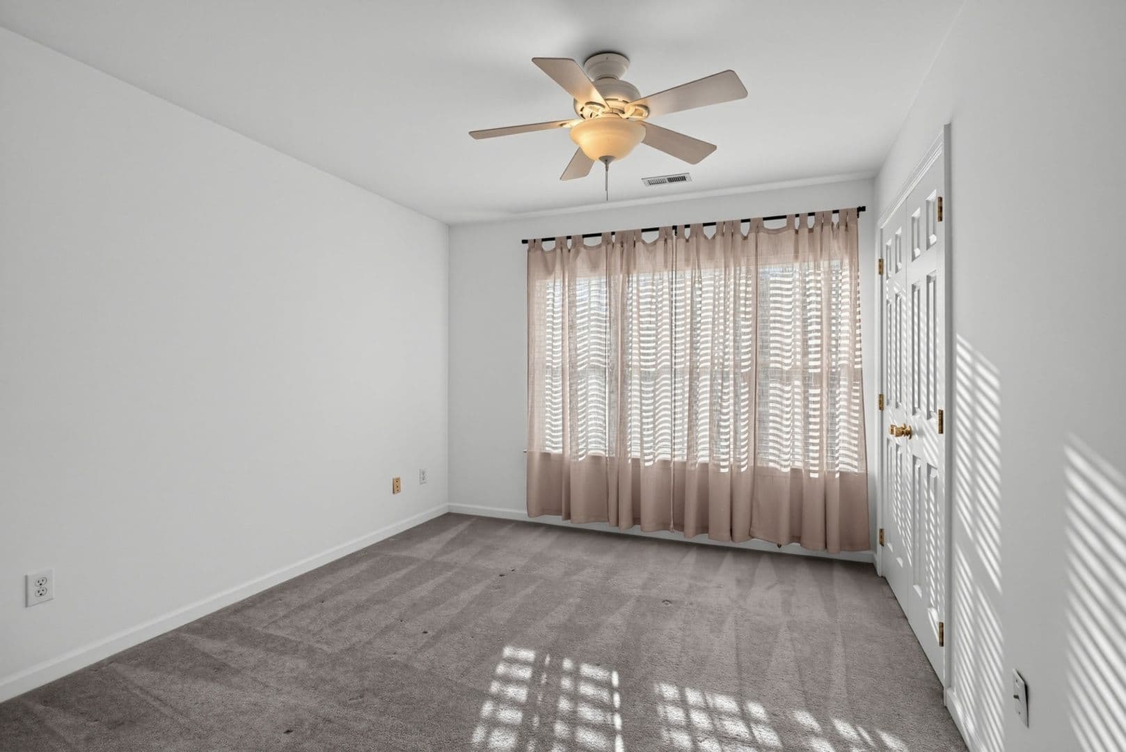 Raleigh House: 4708 Delta Vision Ct