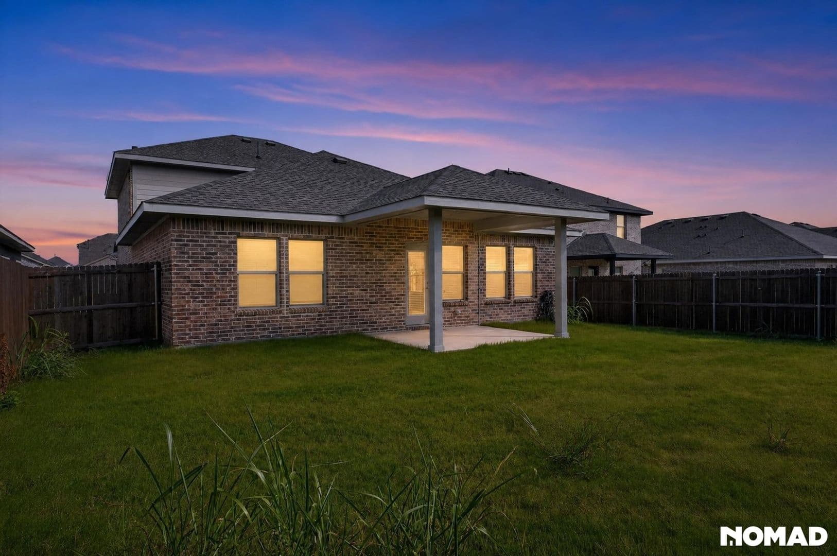 Seagoville House: 2512 Broken Bow Dr