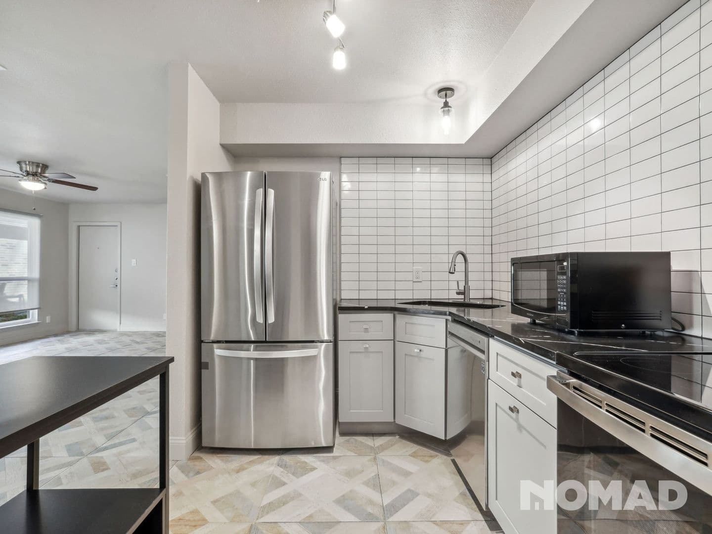 Austin House: 2113 Courtney St