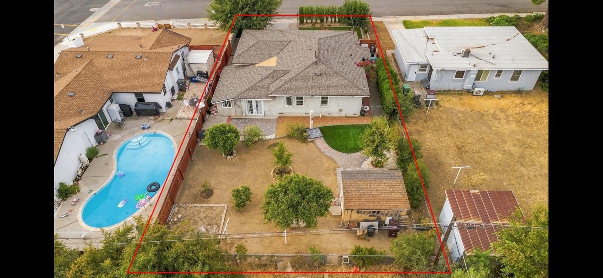 Banning House: 831 W George St