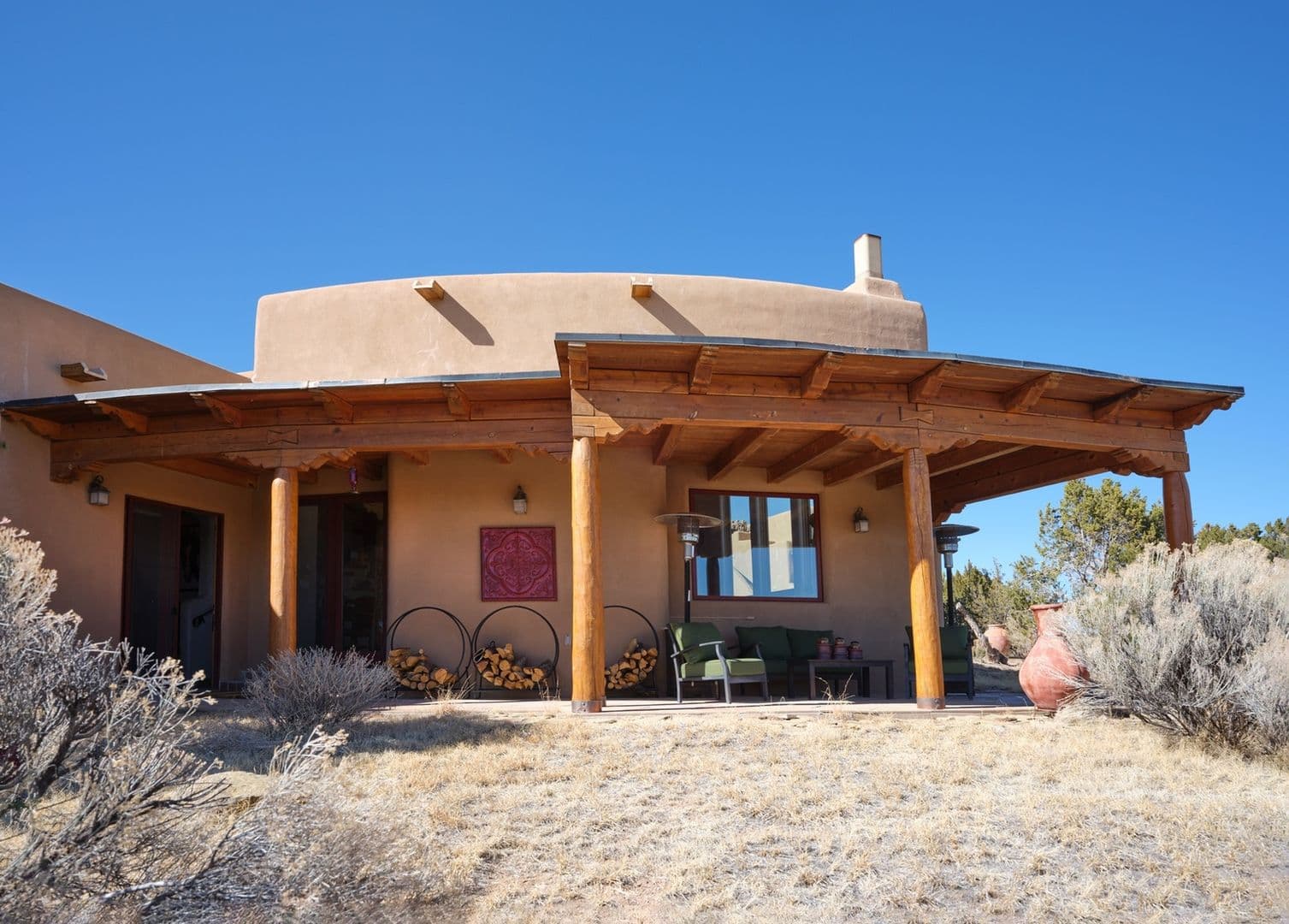 Santa Fe House: 4 Bishops Dome Rd