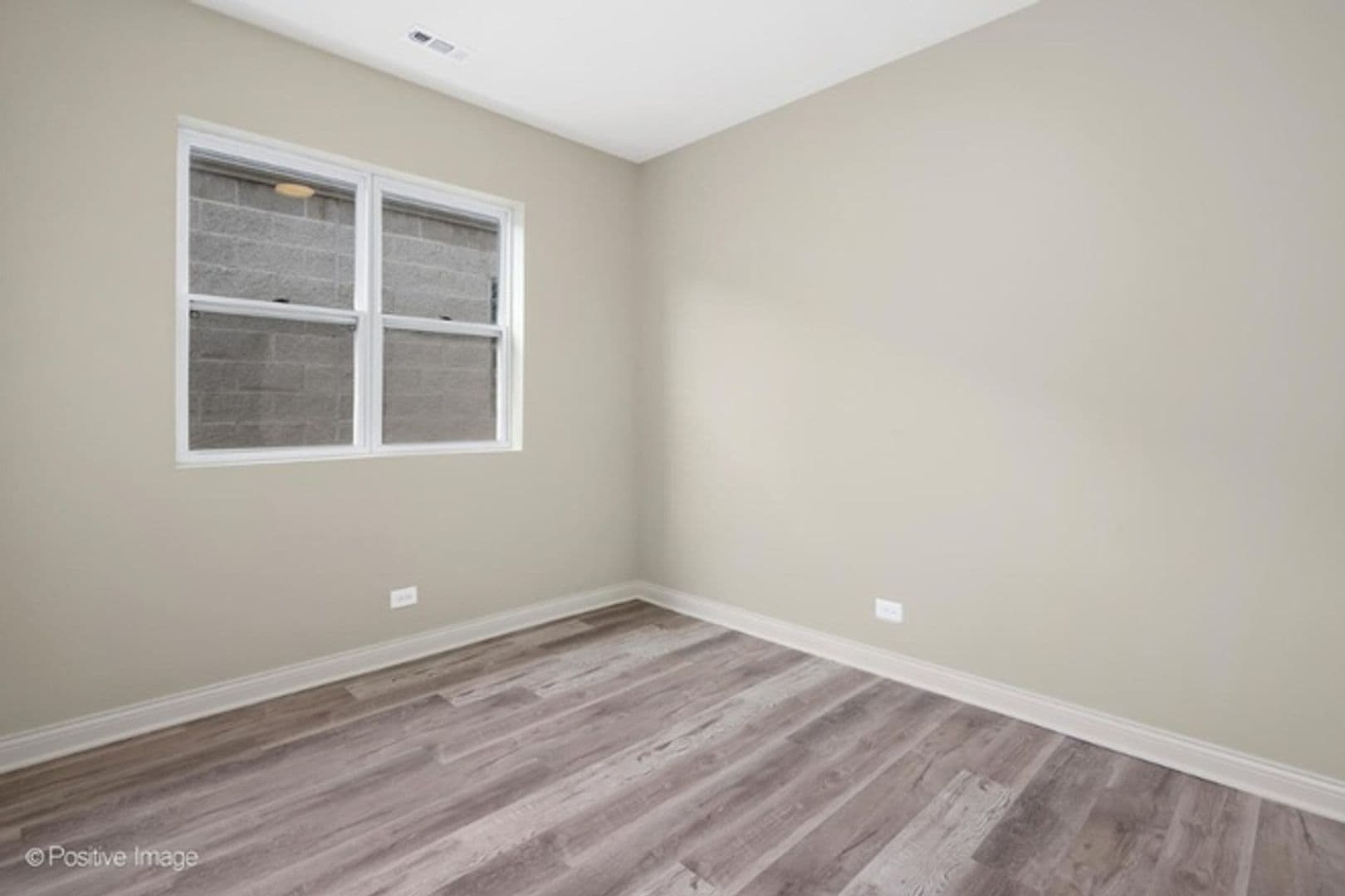 Chicago Townhome: 2855 W Arthington St