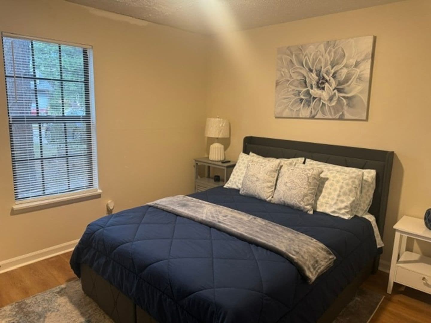 Riverdale House: 8263 Canyon Forge Dr