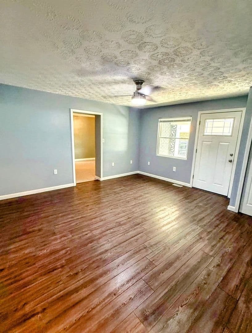 New Lebanon House: 8079 W 3rd St