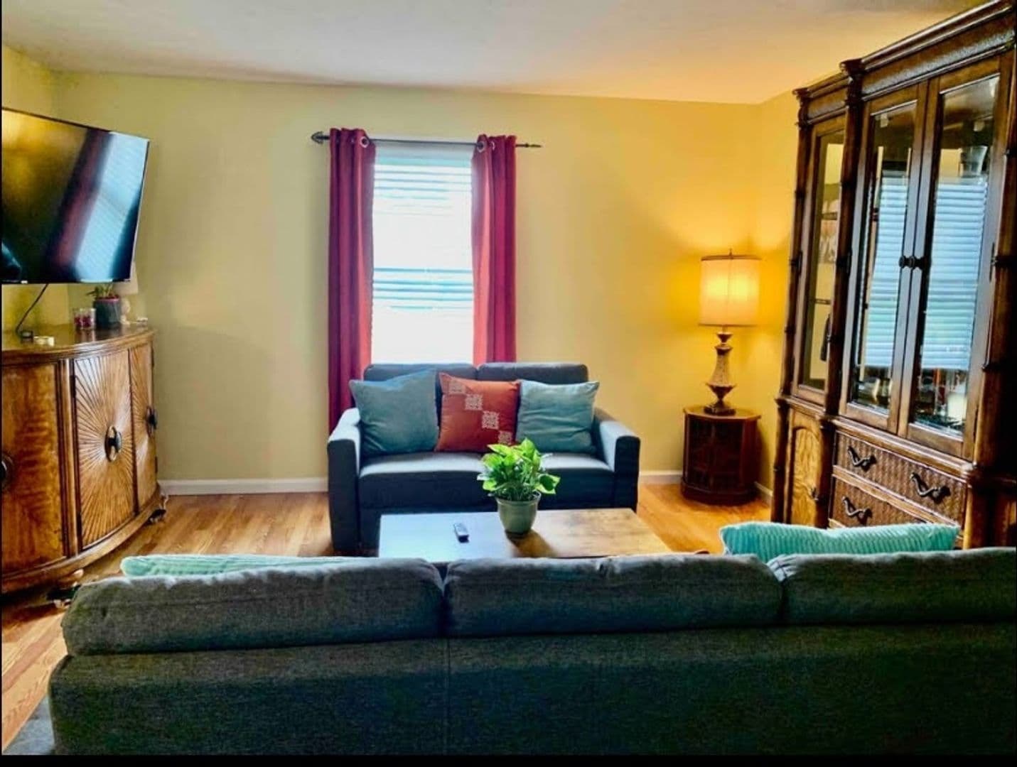 Dunlap House: 11723 N Scotts Trl