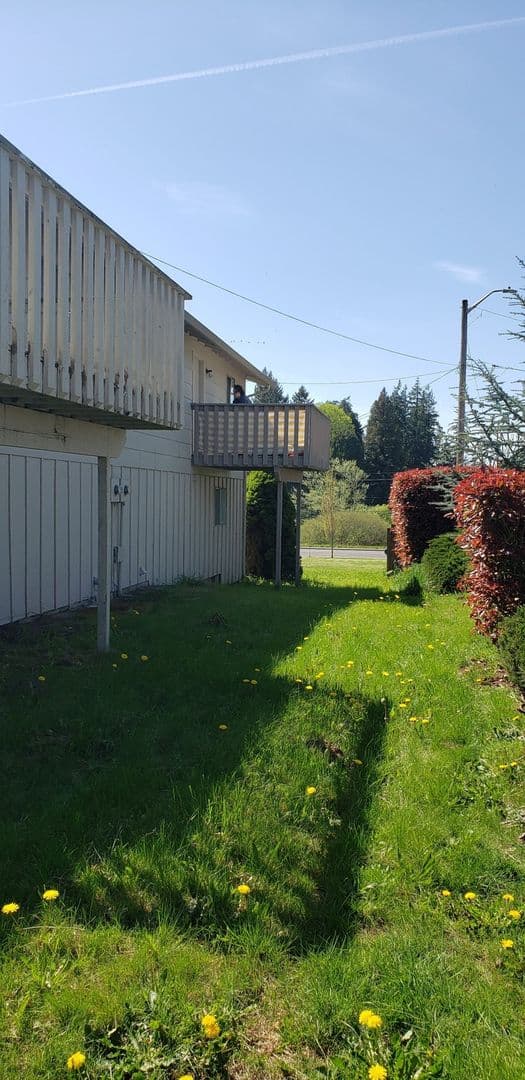 Vancouver Townhome: 8309 NE Saint Johns Rd.