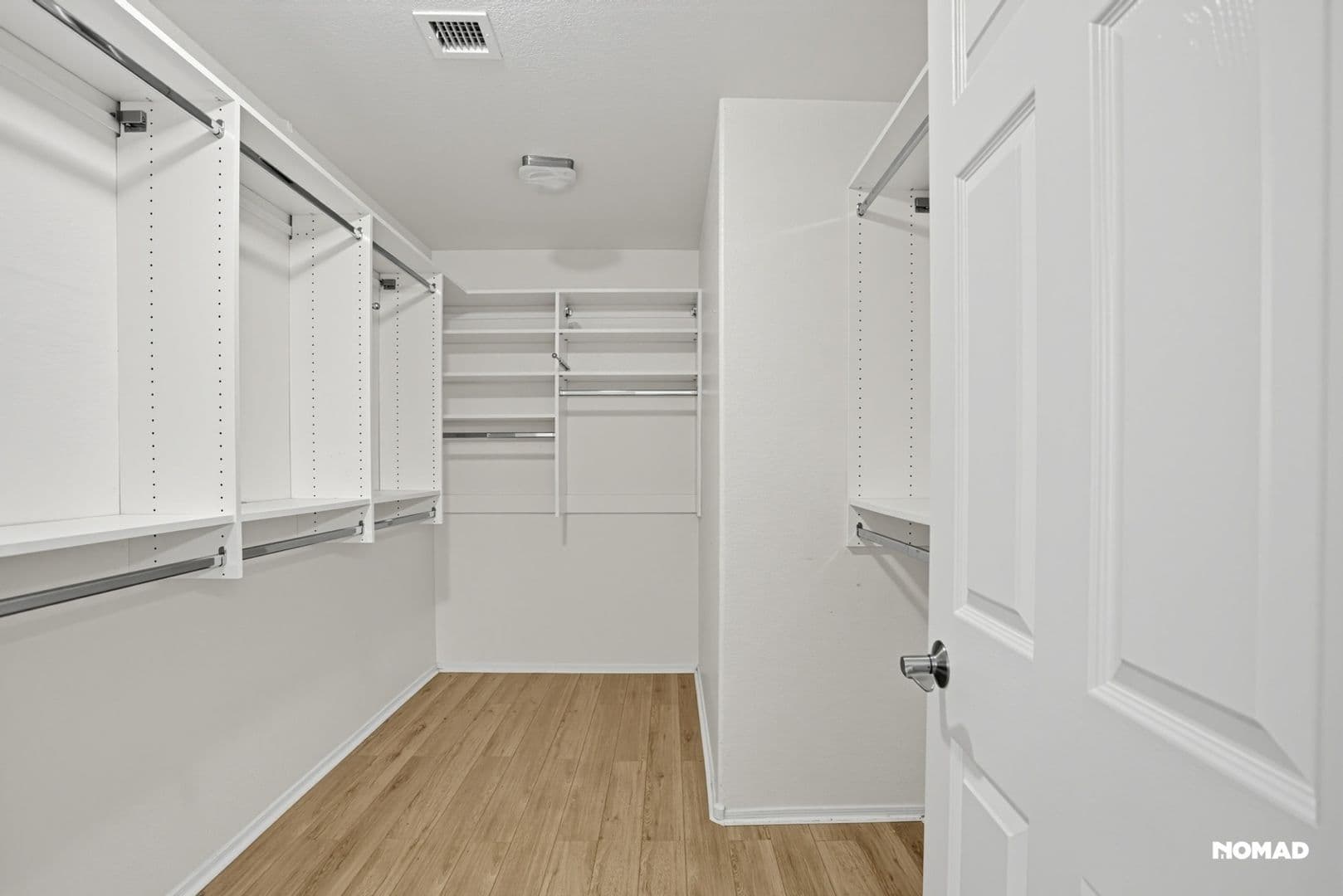 Gilbert House: 141 S Quartz St
