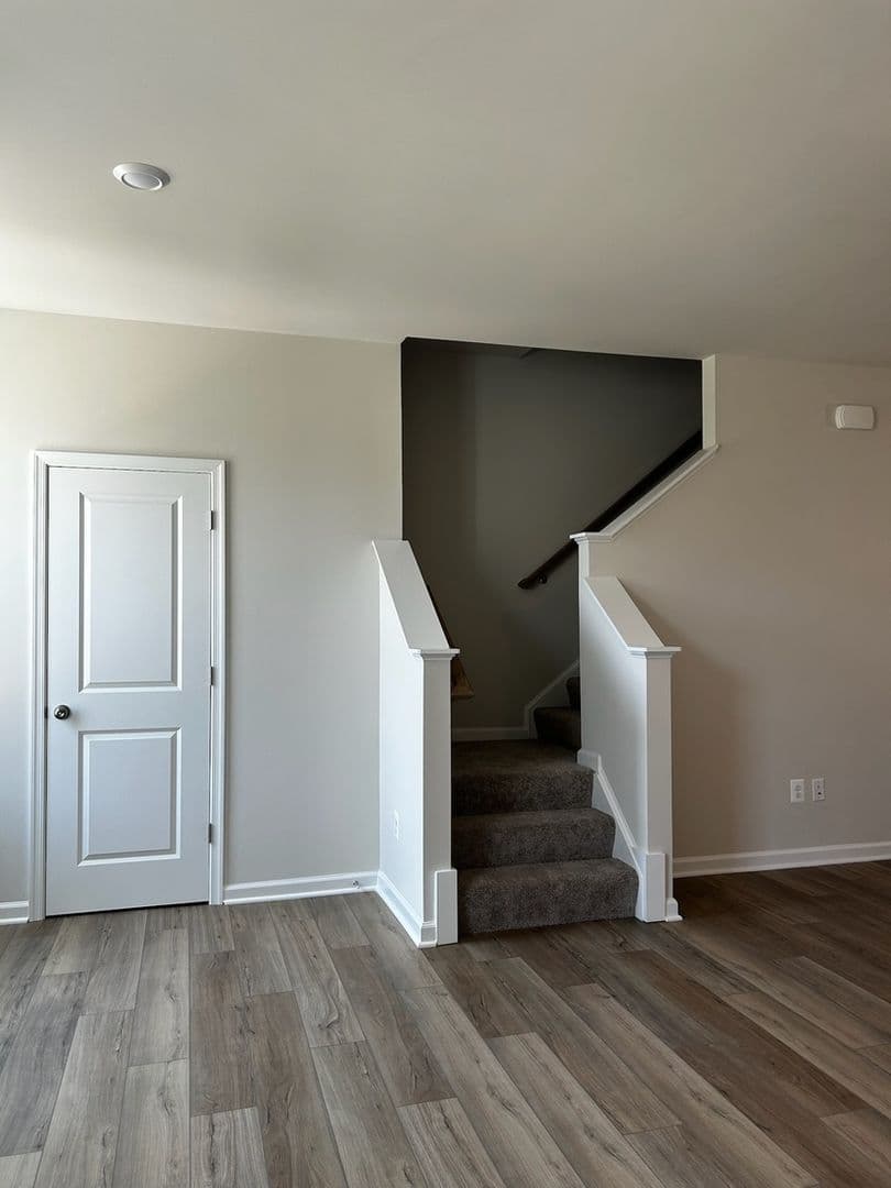 Chesterfield Townhome: 8772 Whitman Dr